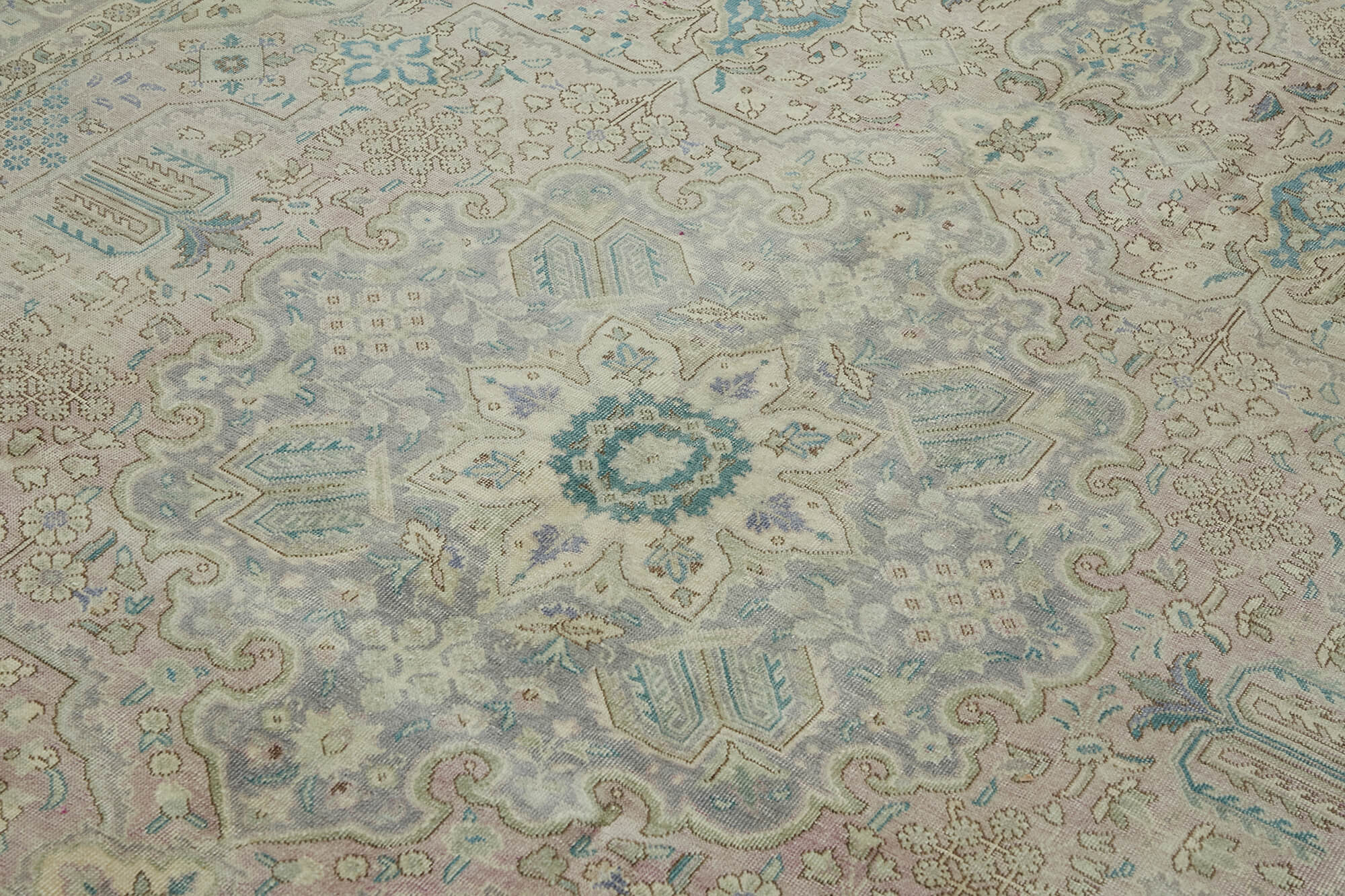 Beige Persian Handmade — 2.46 x 3.55