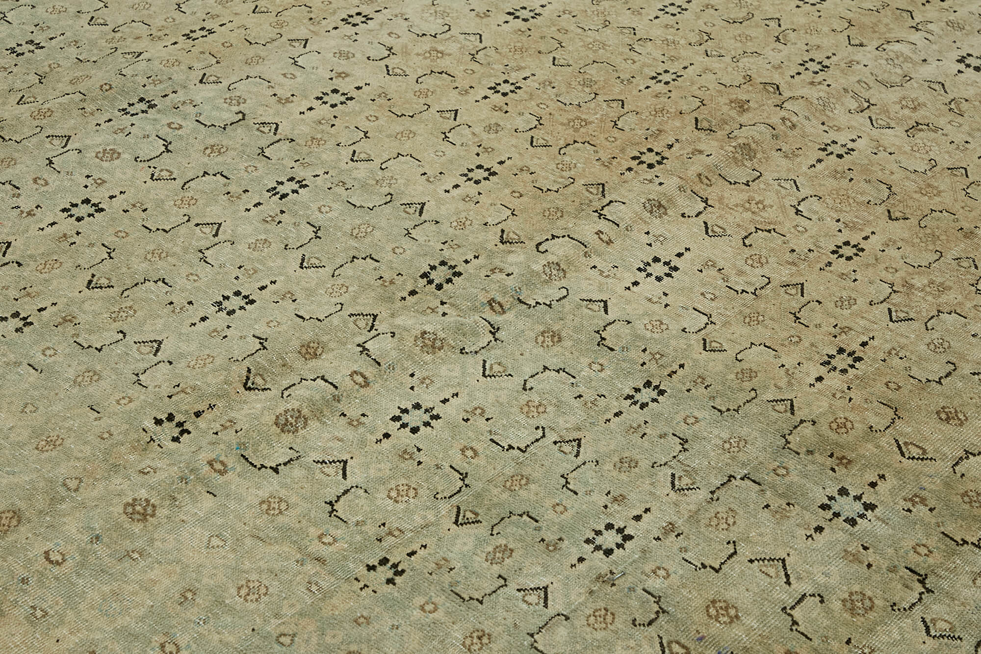 Persian Handmade — 2.87 x 3.67