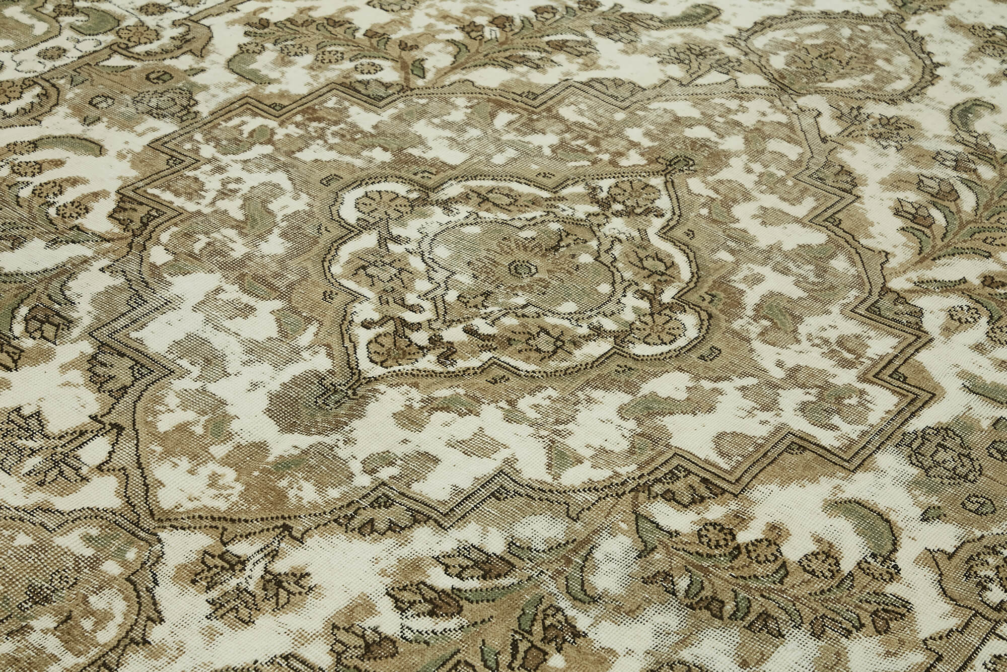 Persian Handmade — 2.90 x 3.98