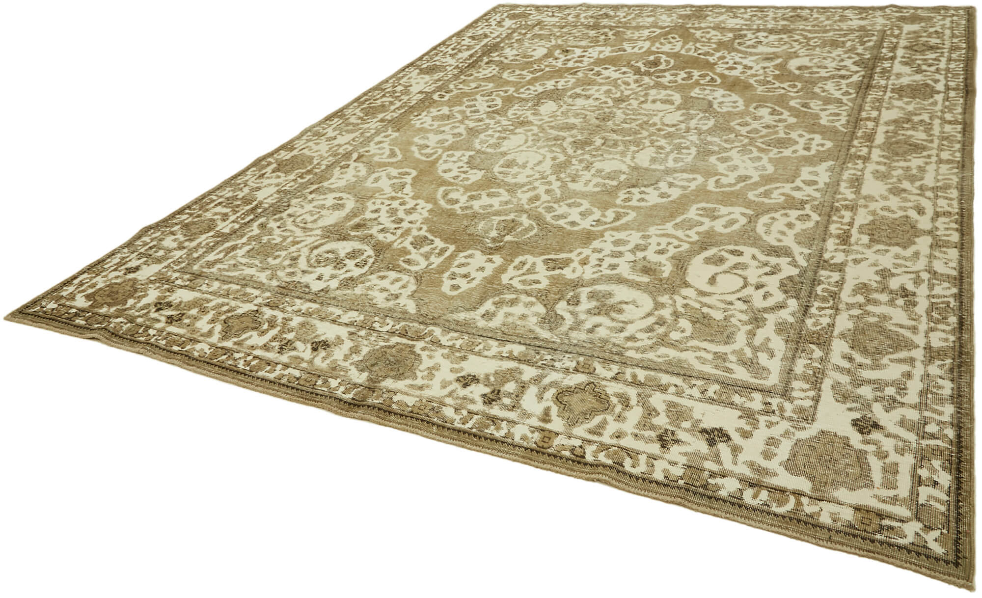 Alabaster Persian — 2.86 x 3.74
