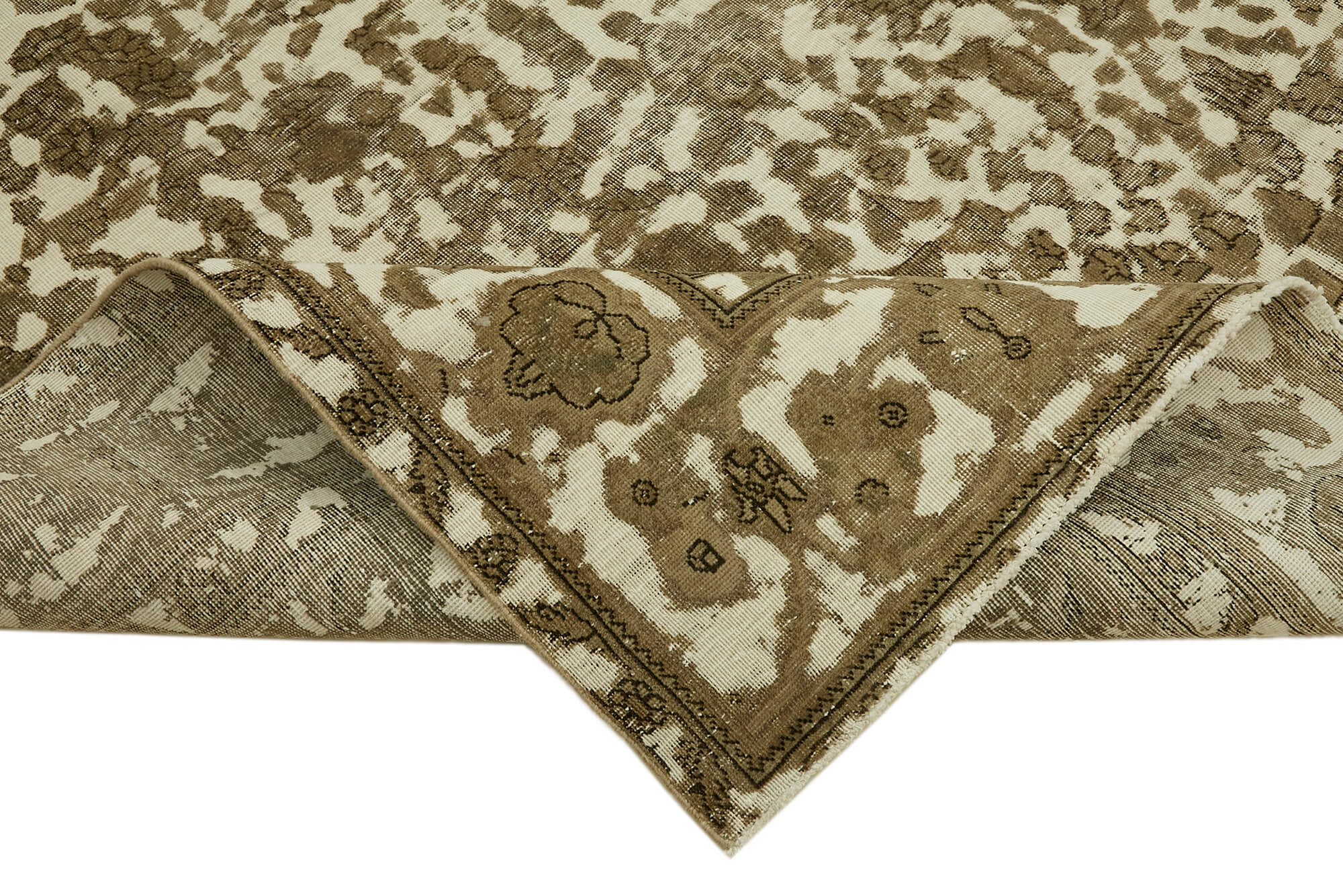 Parchment Persian — 2.92 x 3.80