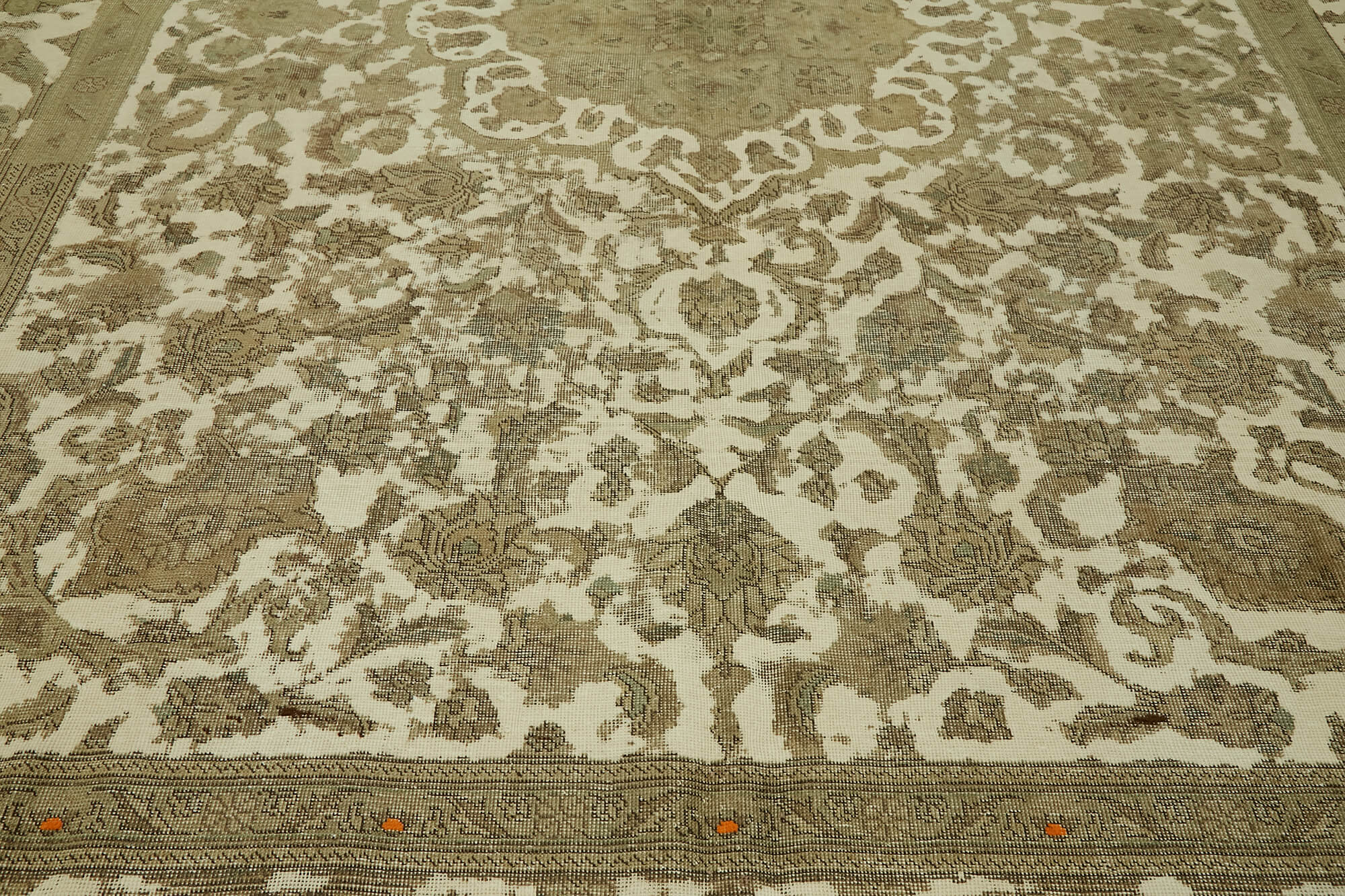 Wheat Persian — 3.00 x 3.95