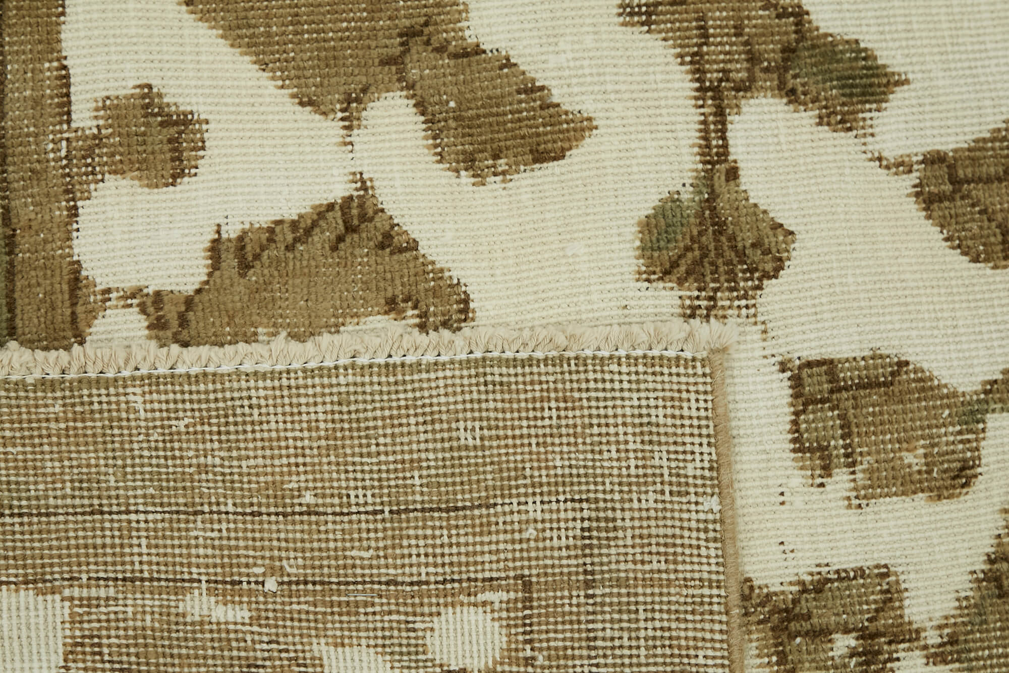 Sand Persian — 2.75 x 3.67