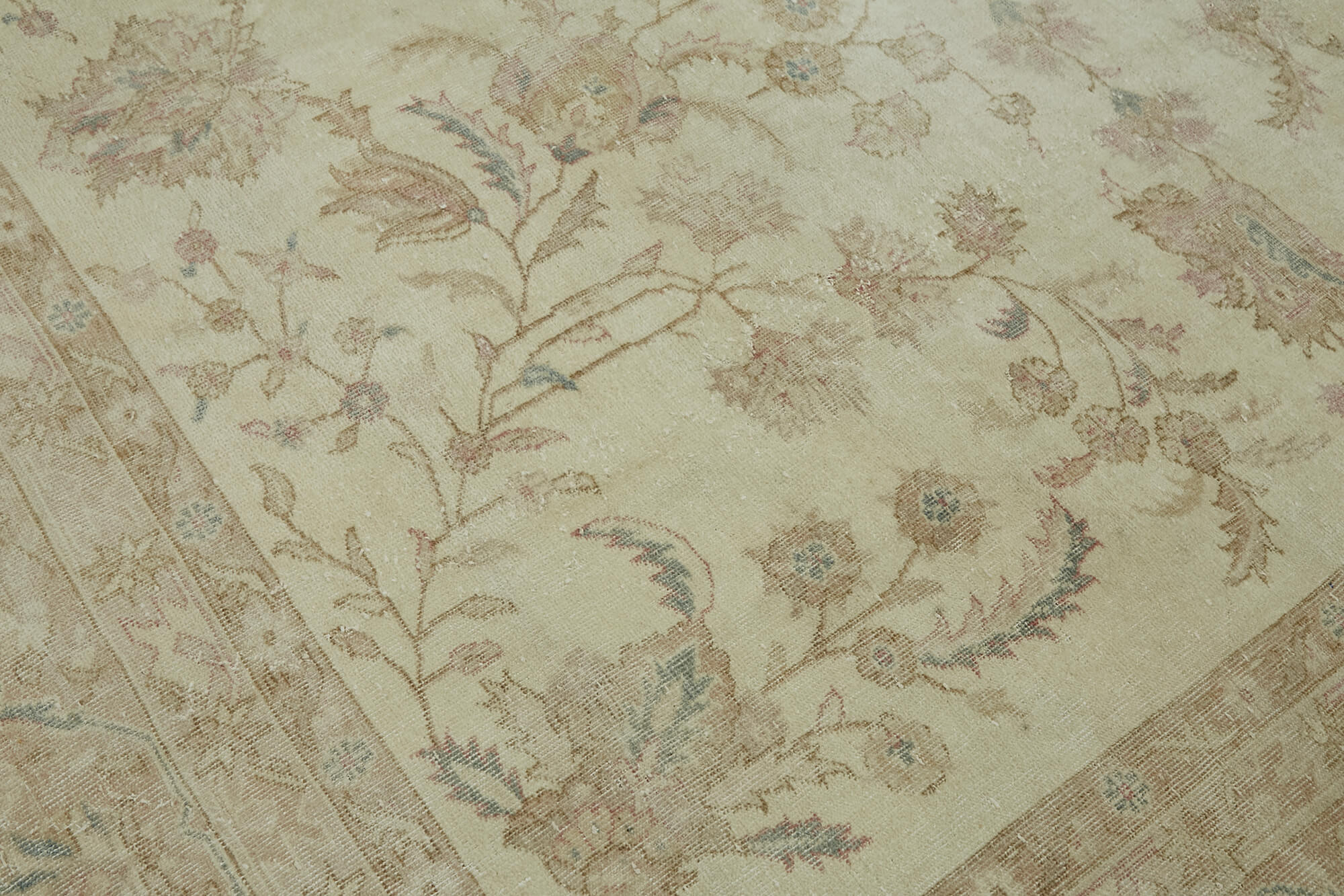 Persian Handmade — 3.05 x 3.94