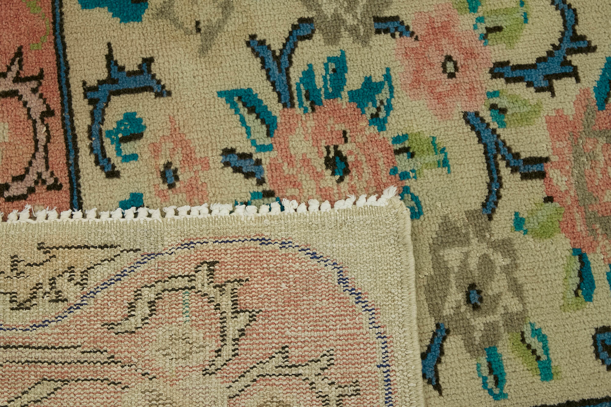 Pearl Persian — 2.38 x 3.30