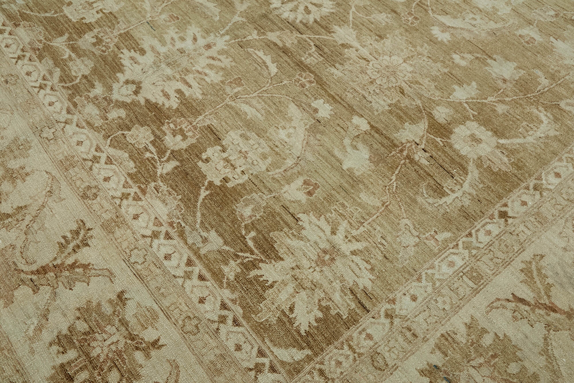 Persian Handmade — 2.92 x 4.18