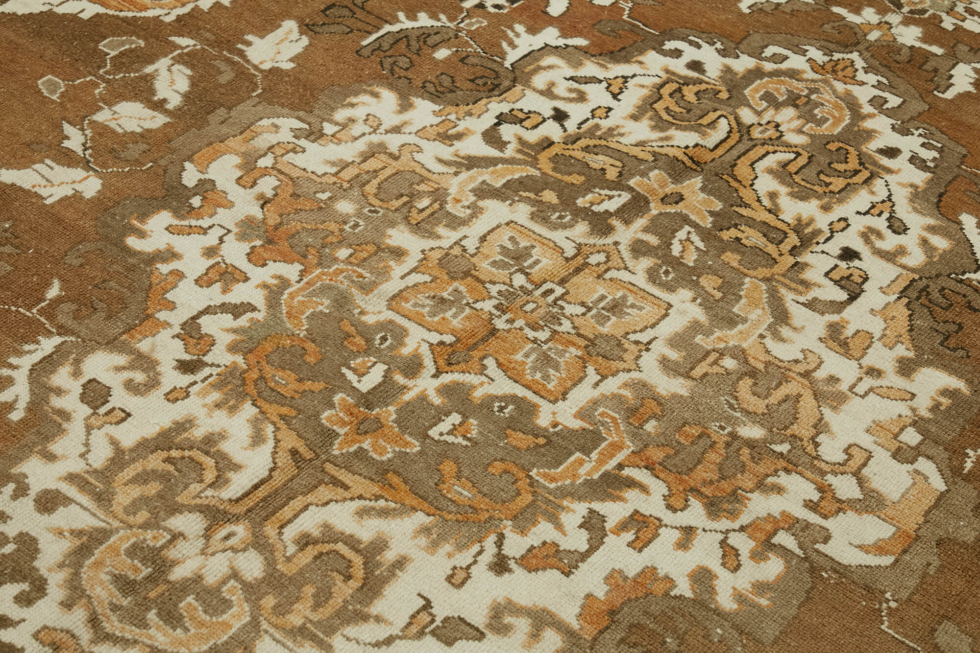 Persian Handmade — 2.40 x 2.97