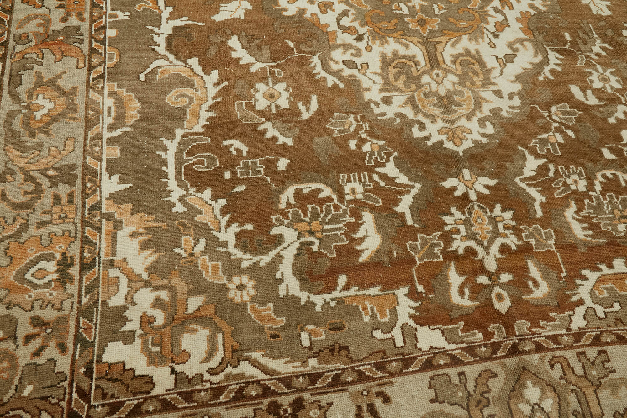 Persian Handmade — 2.40 x 2.97