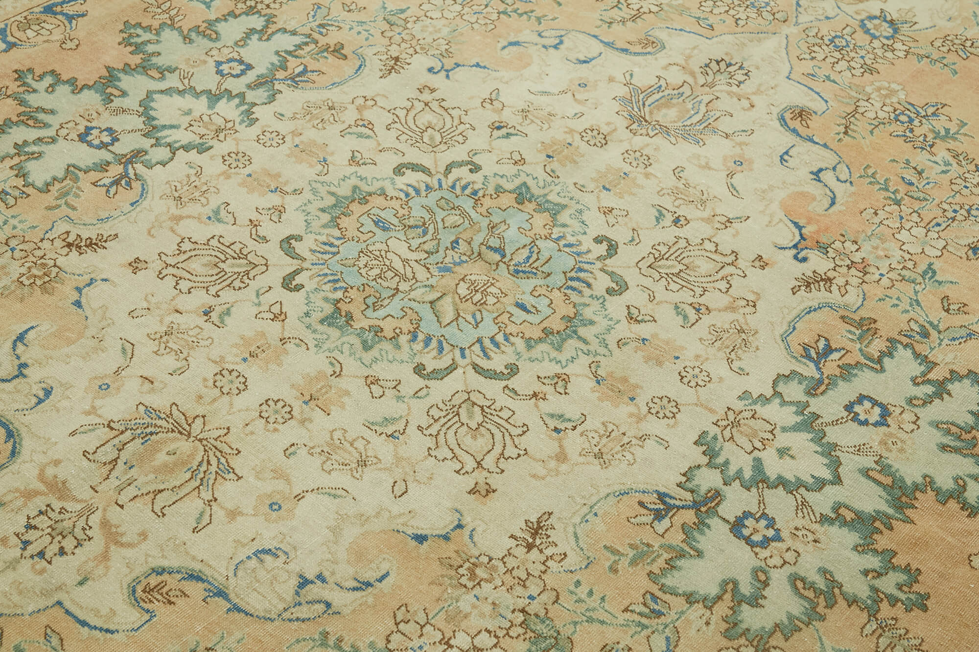 Persian Handmade — 2.85 x 3.66