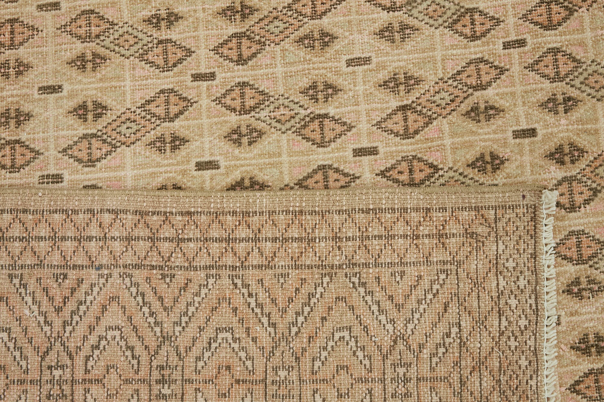 Persian Handmade — 2.72 x 3.40