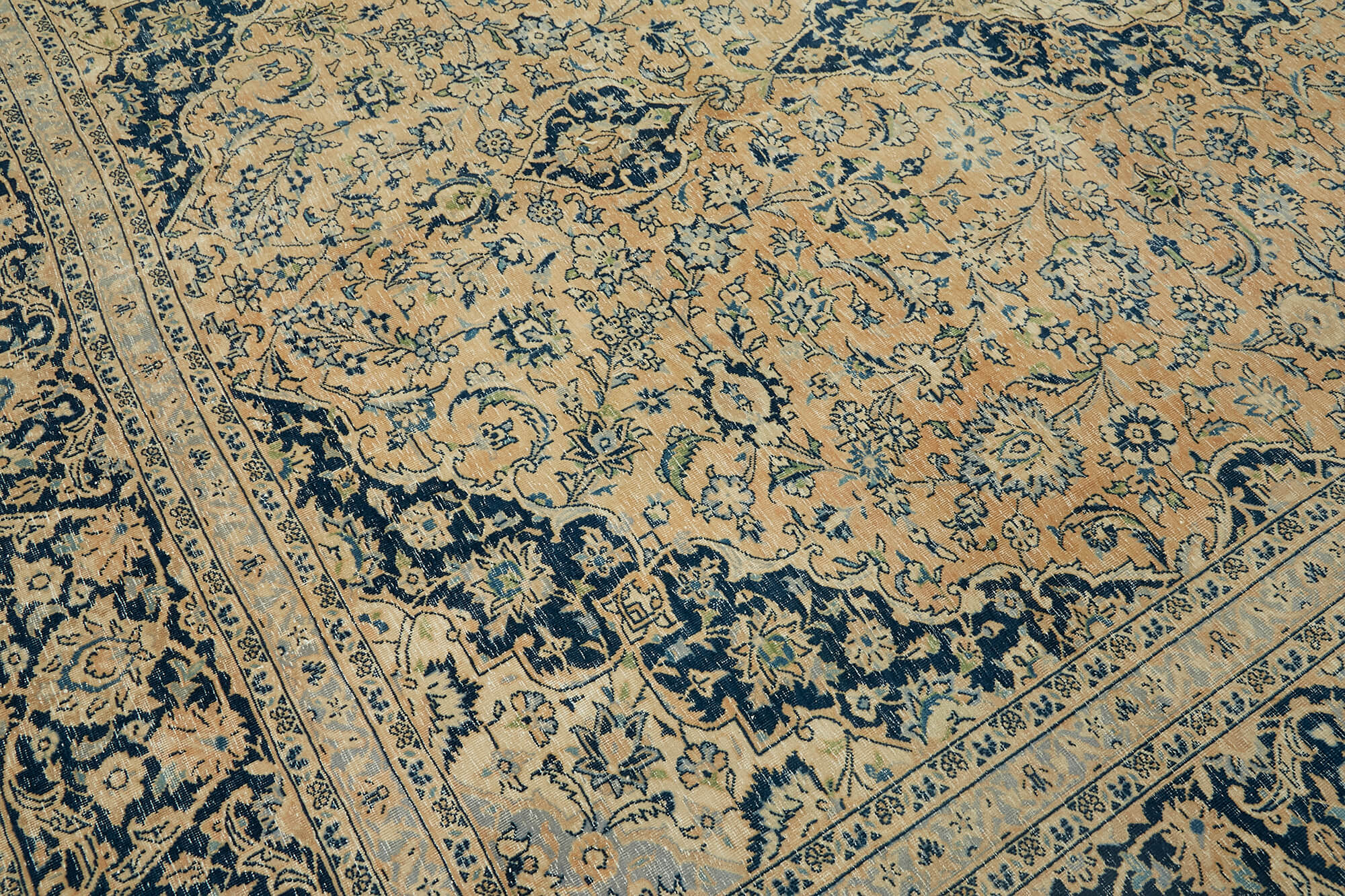 Persian Handmade — 2.90 x 4.03