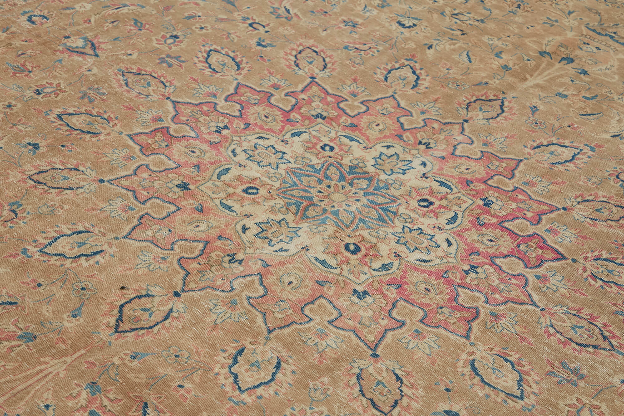 Beige Persian Handmade — 3.02 x 3.94