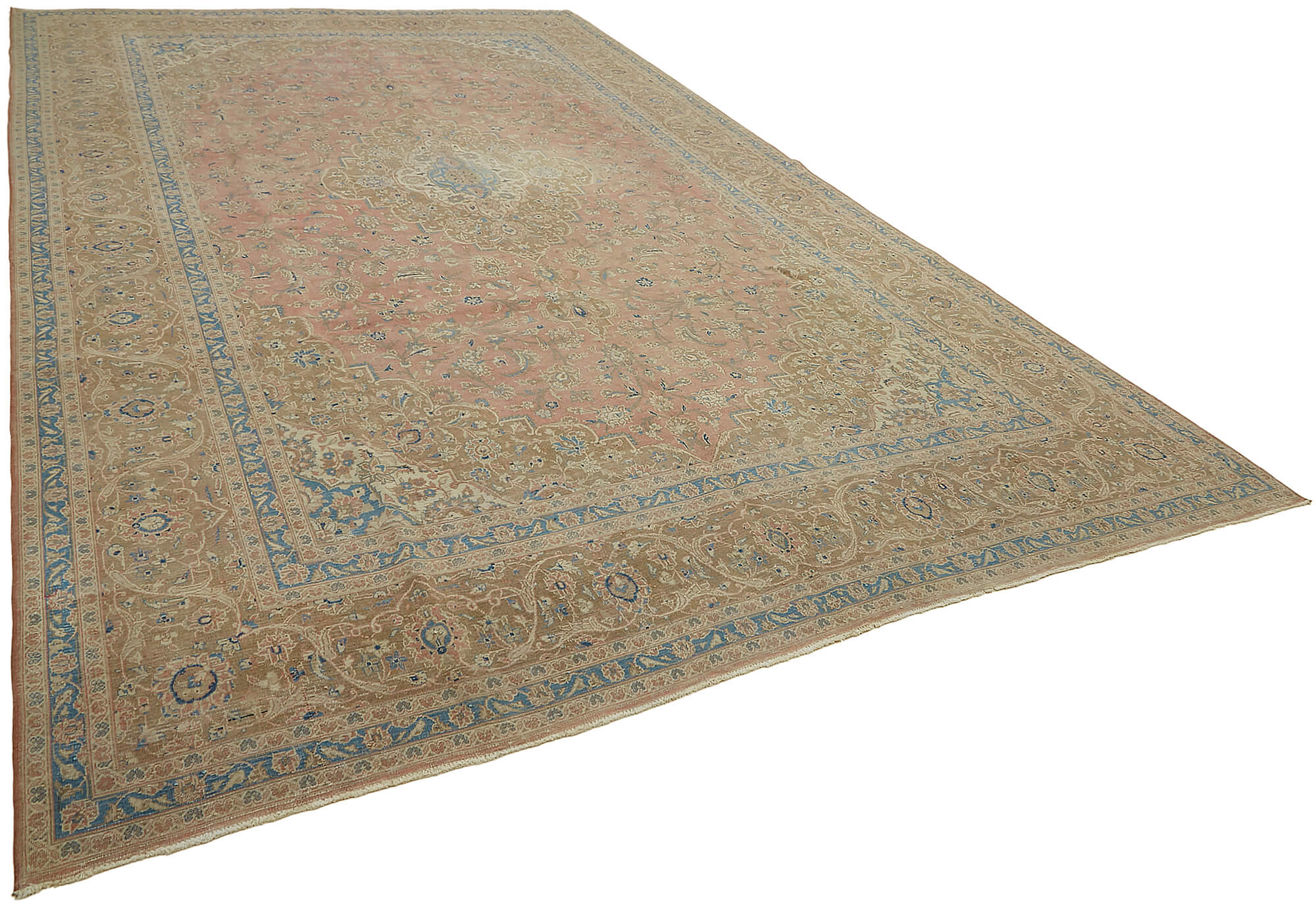 Bisque Persian — 3.04 x 4.91