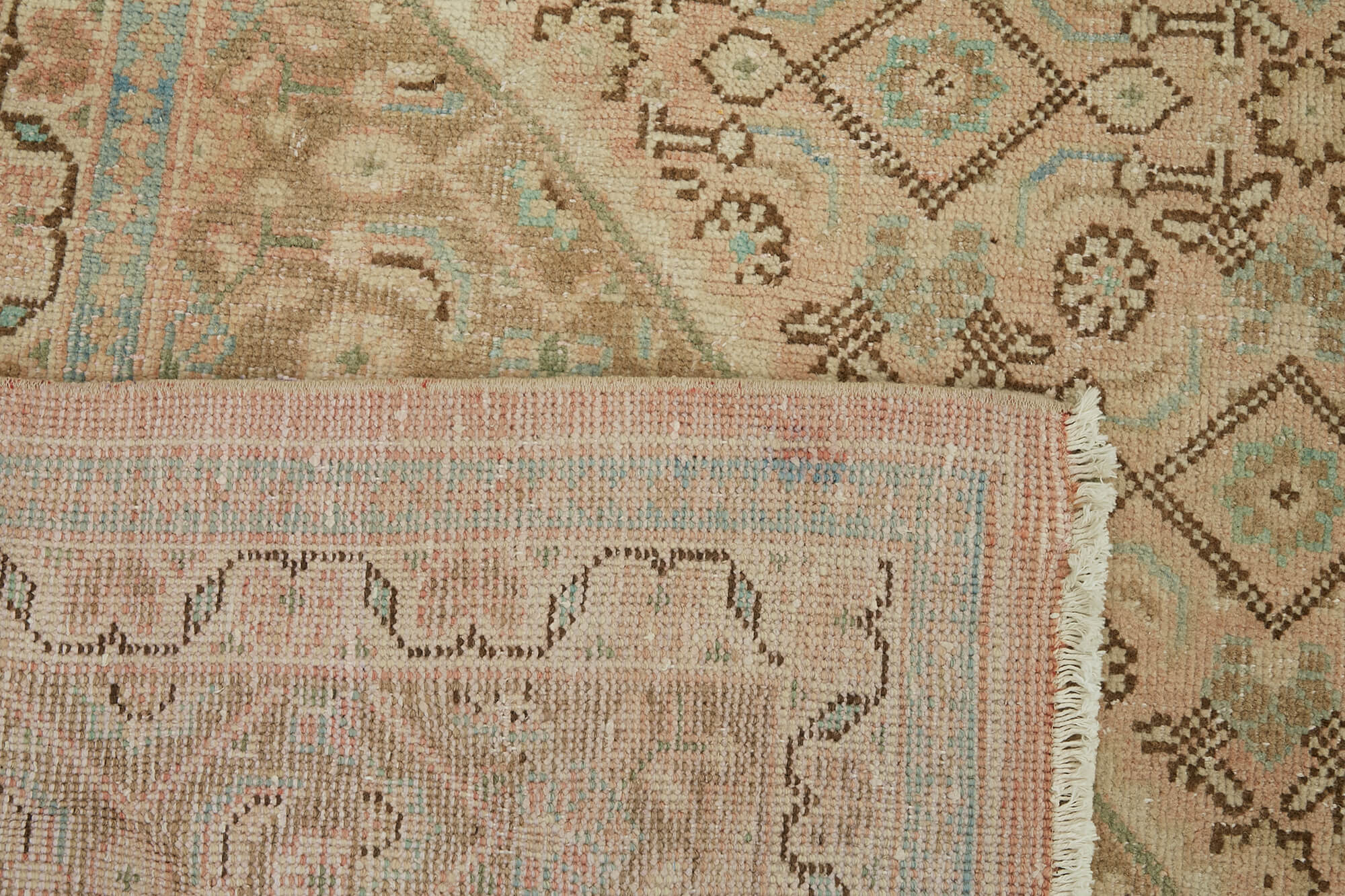 Ivory Persian — 2.90 x 4.00