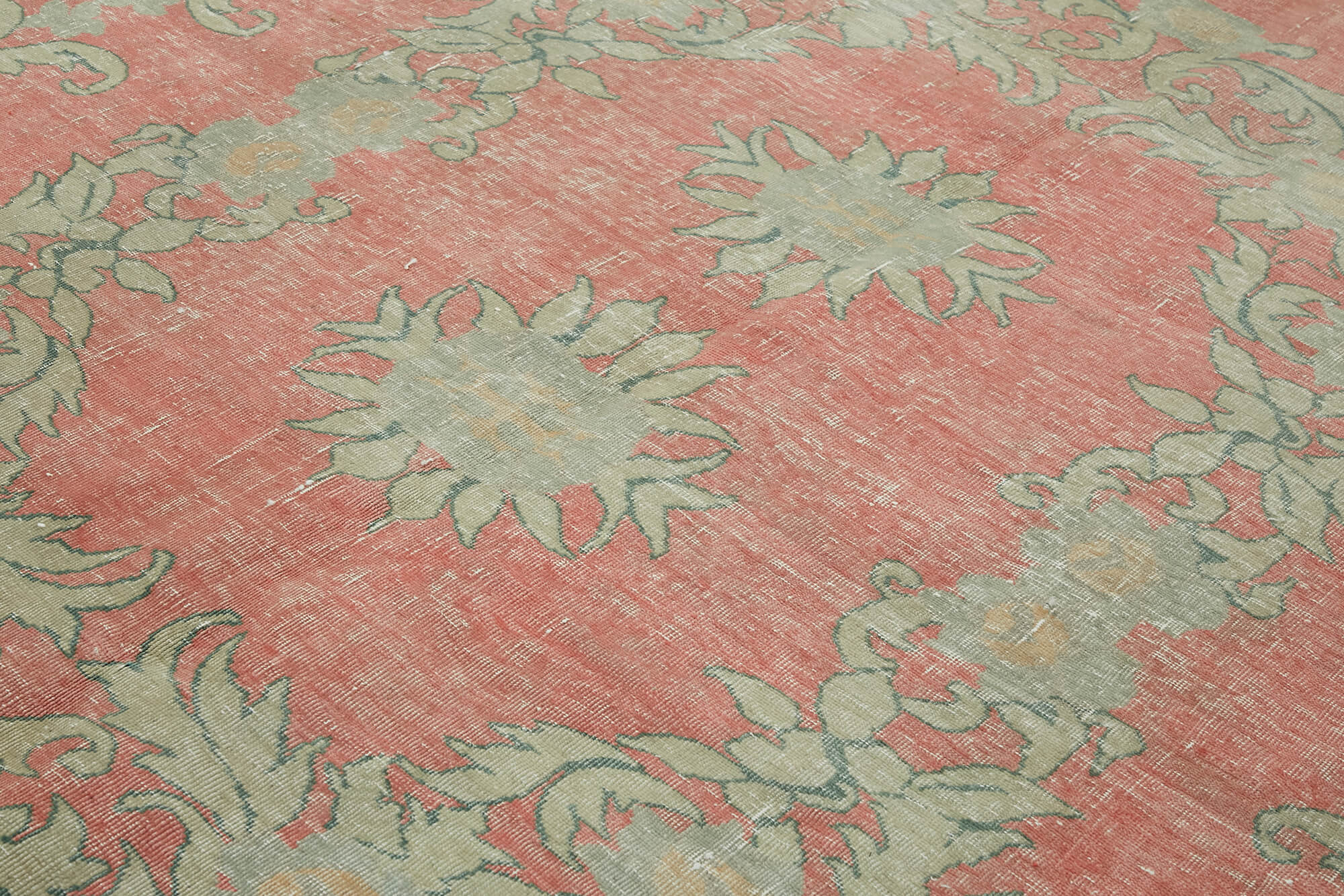 Rose Persian — 2.87 x 3.72
