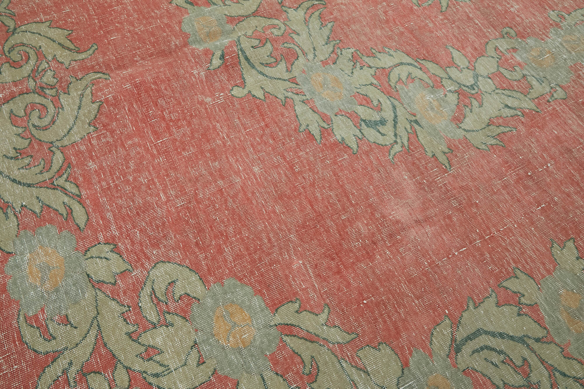 Rose Persian — 2.87 x 3.72