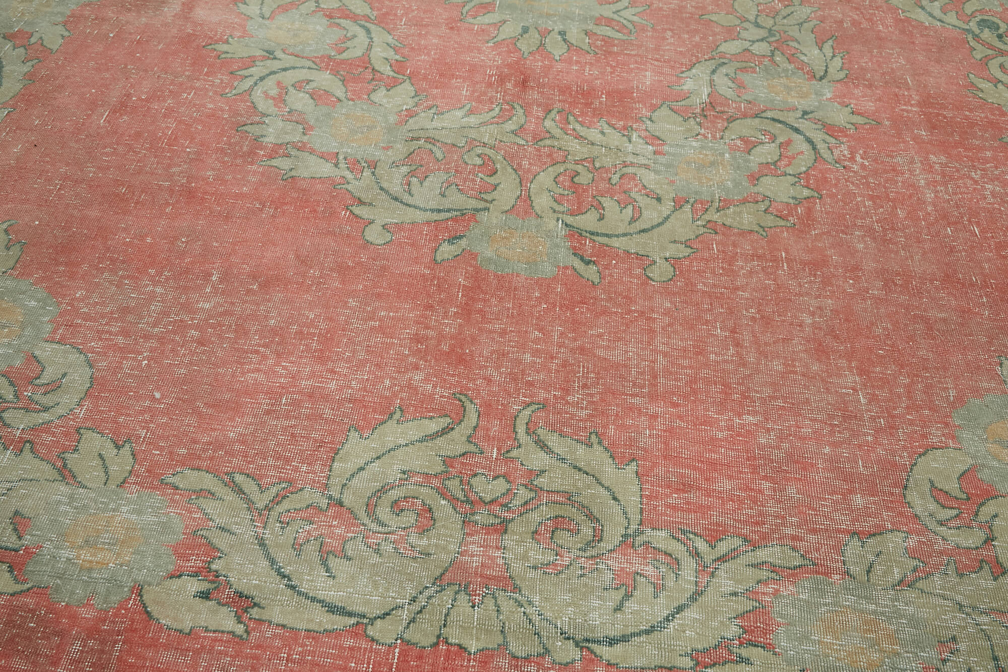 Rose Persian — 2.87 x 3.72