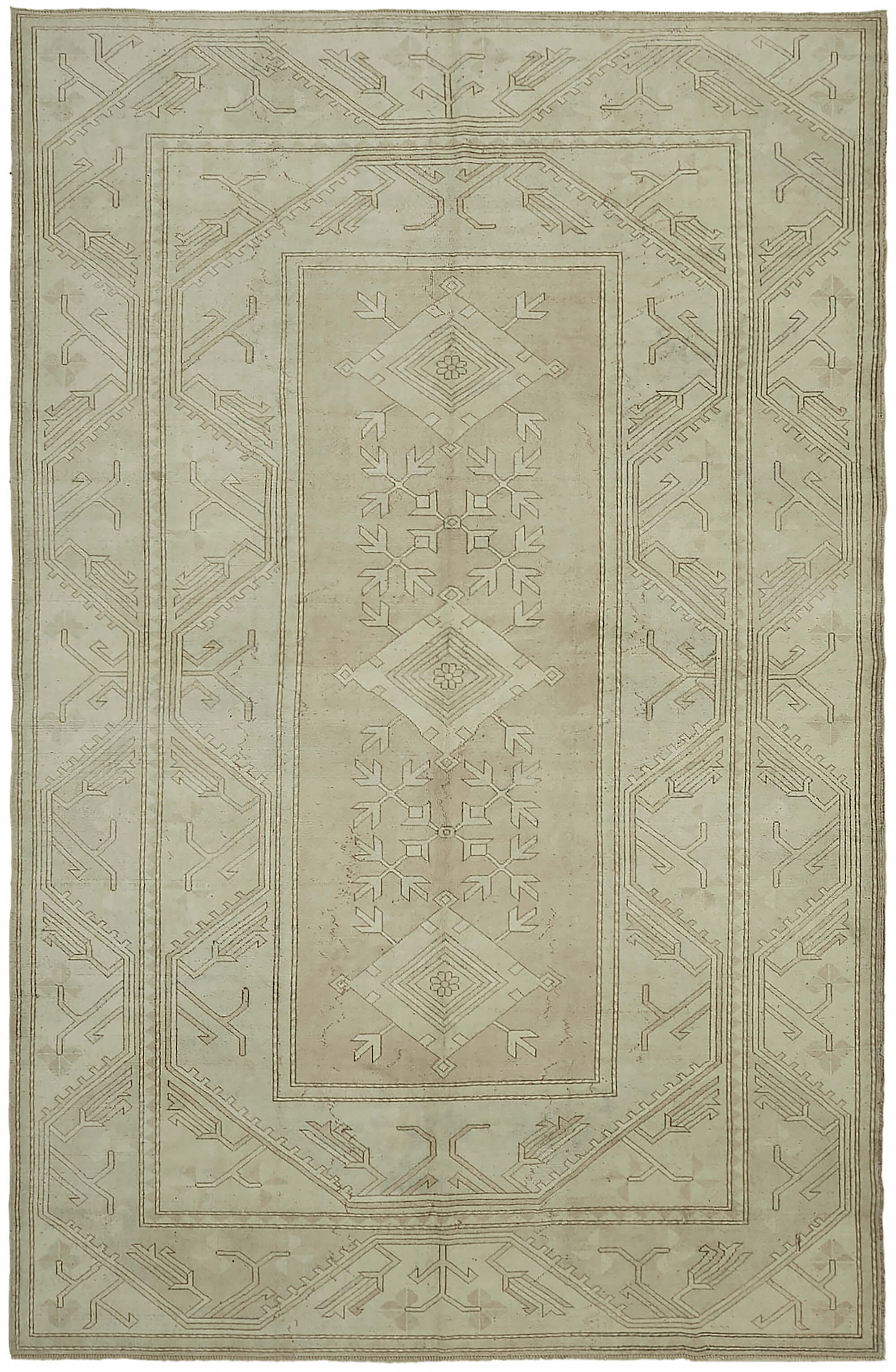 Alabaster Persian — 2.64 x 4.02