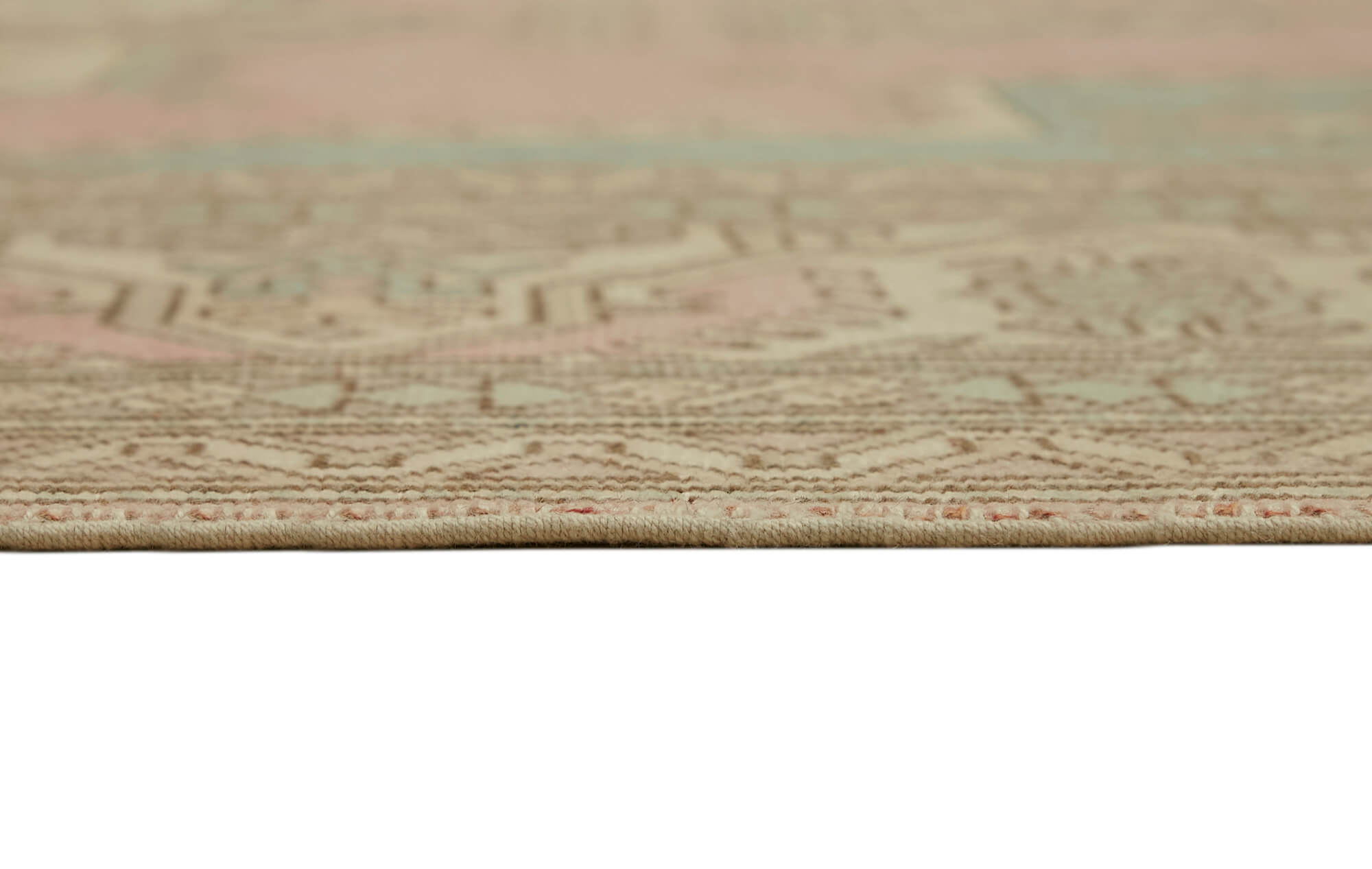 Bisque Persian — 2.65 x 3.47