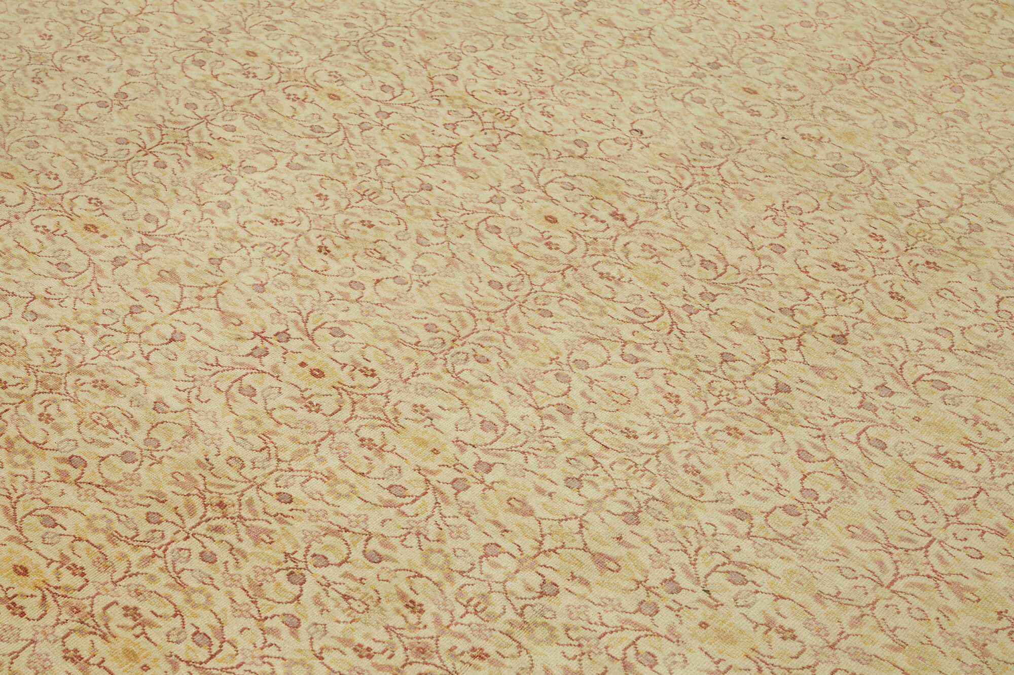 Pearl Persian — 2.94 x 4.38