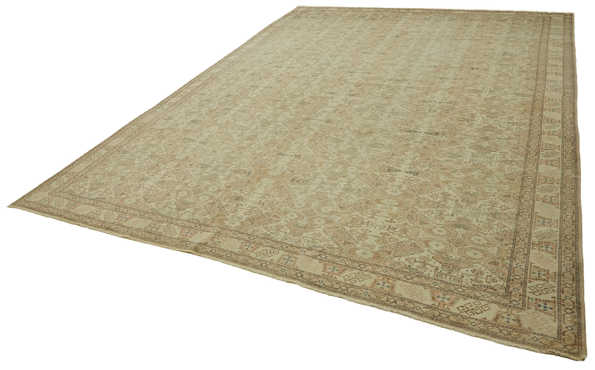 Bisque Persian — 3.20 x 4.36