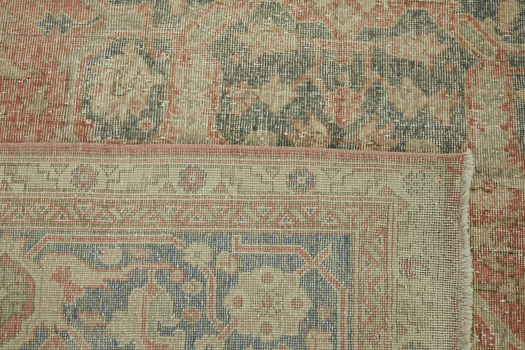 Ivory Persian — 2.67 x 3.90