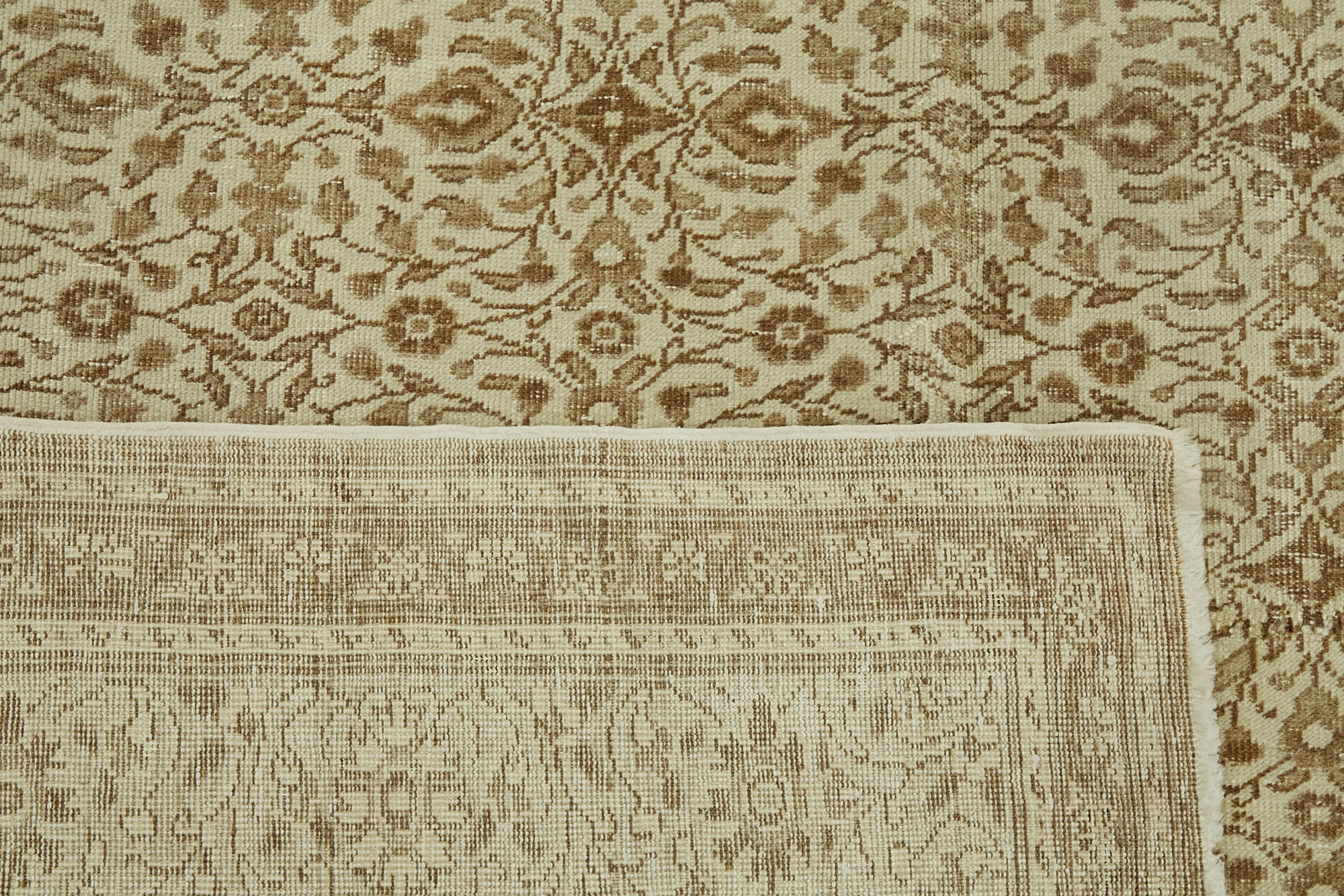 Linen Persian — 2.48 x 3.48