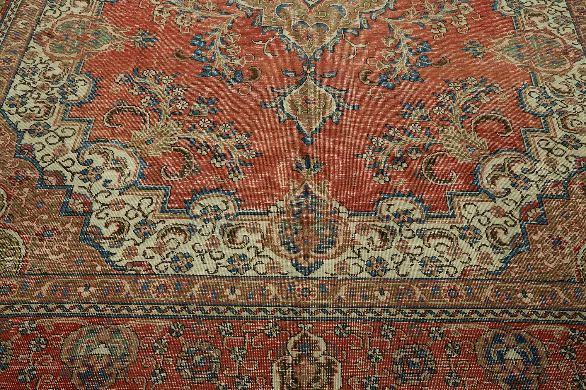 Vermillion Persian — 2.85 x 3.67