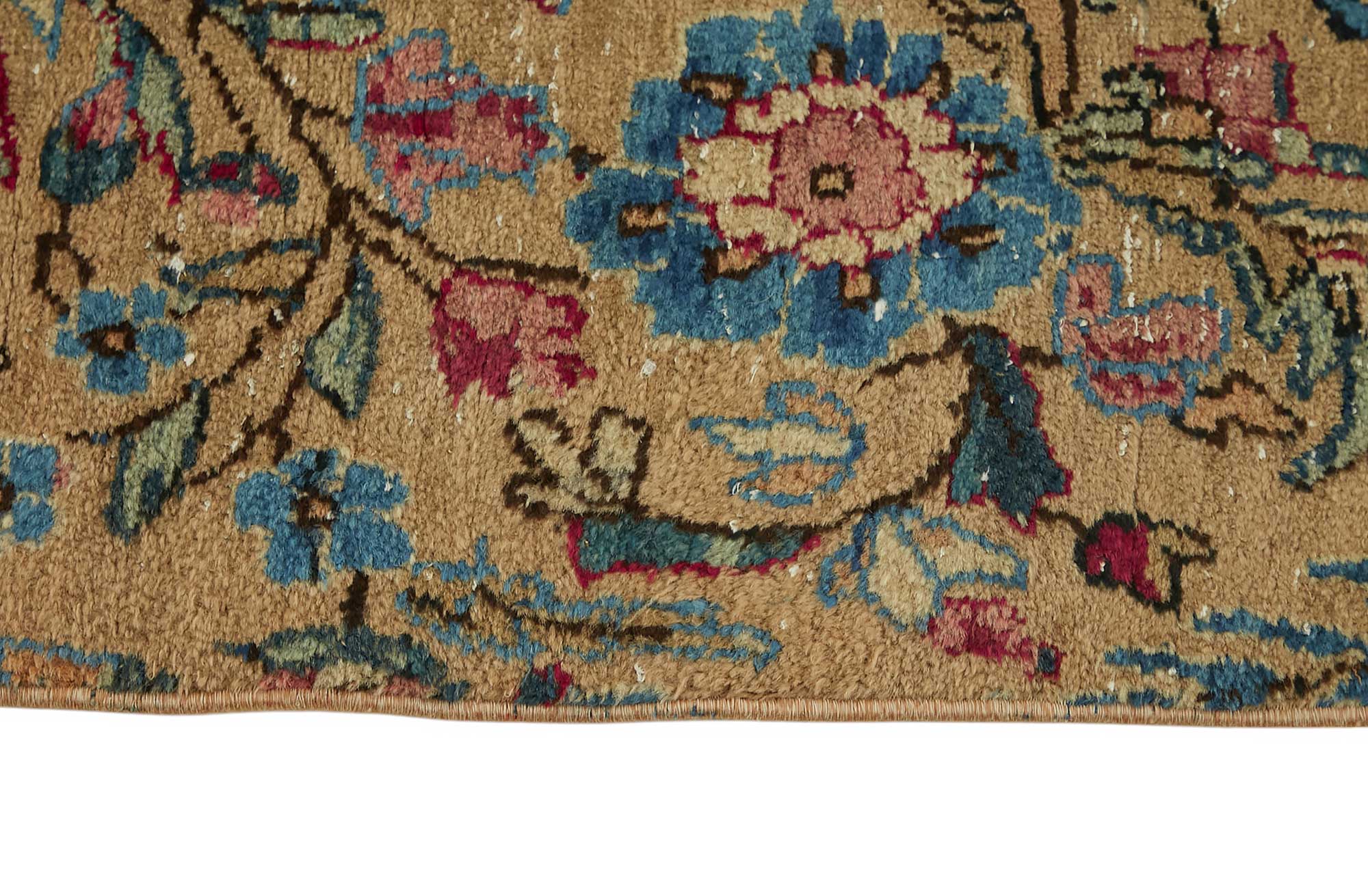 Pearl Persian — 2.91 x 3.57