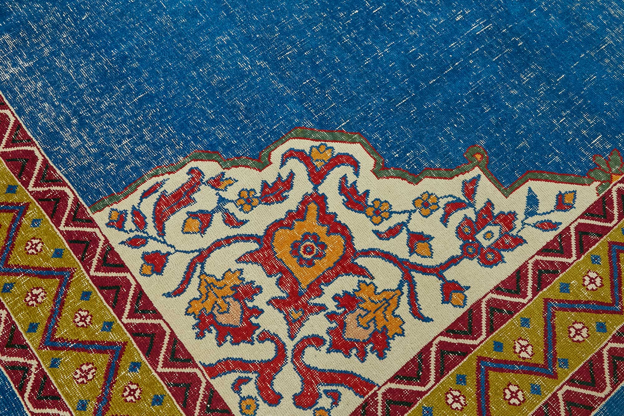 Linen Persian — 2.66 x 3.73