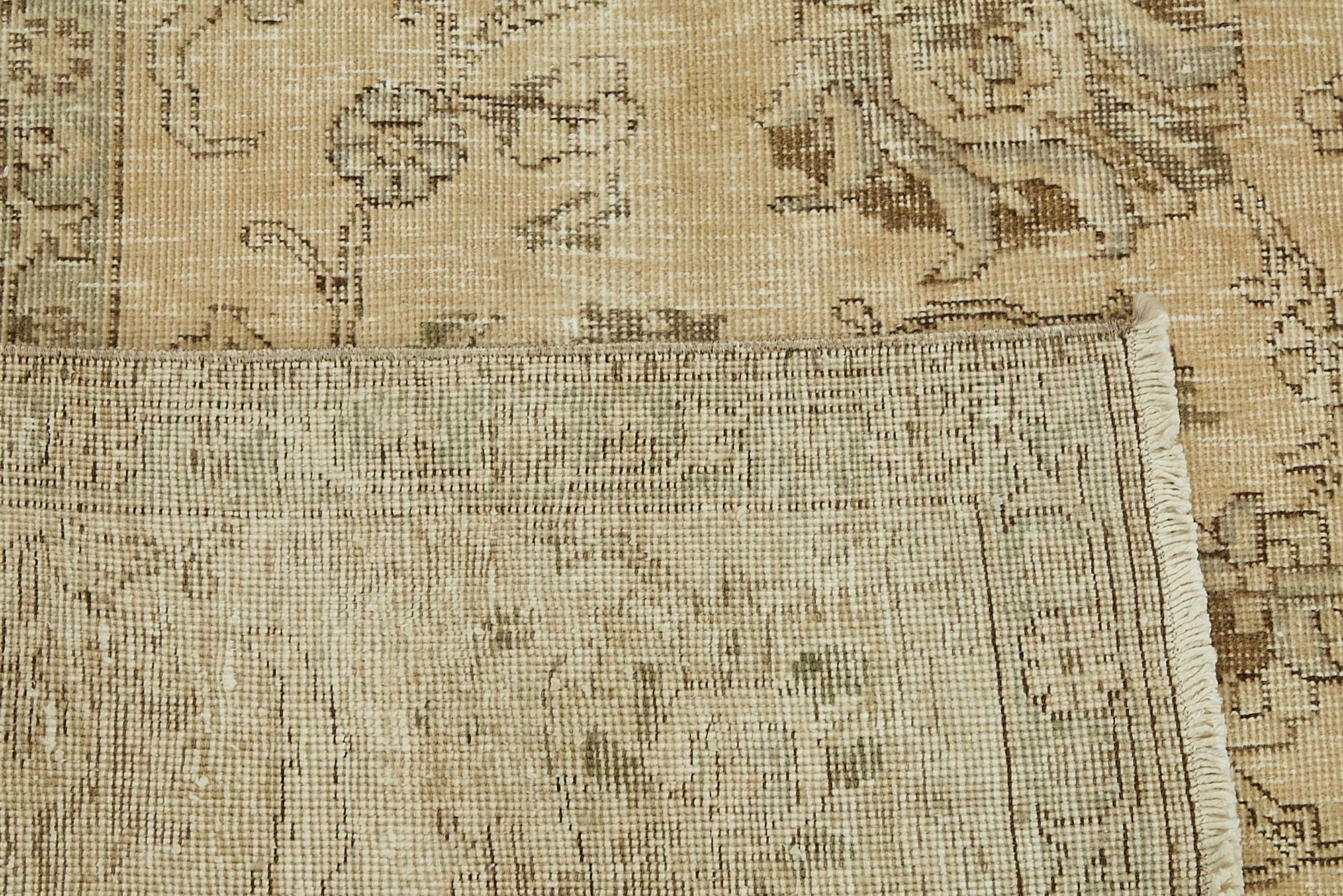 Linen Persian — 2.27 x 3.28
