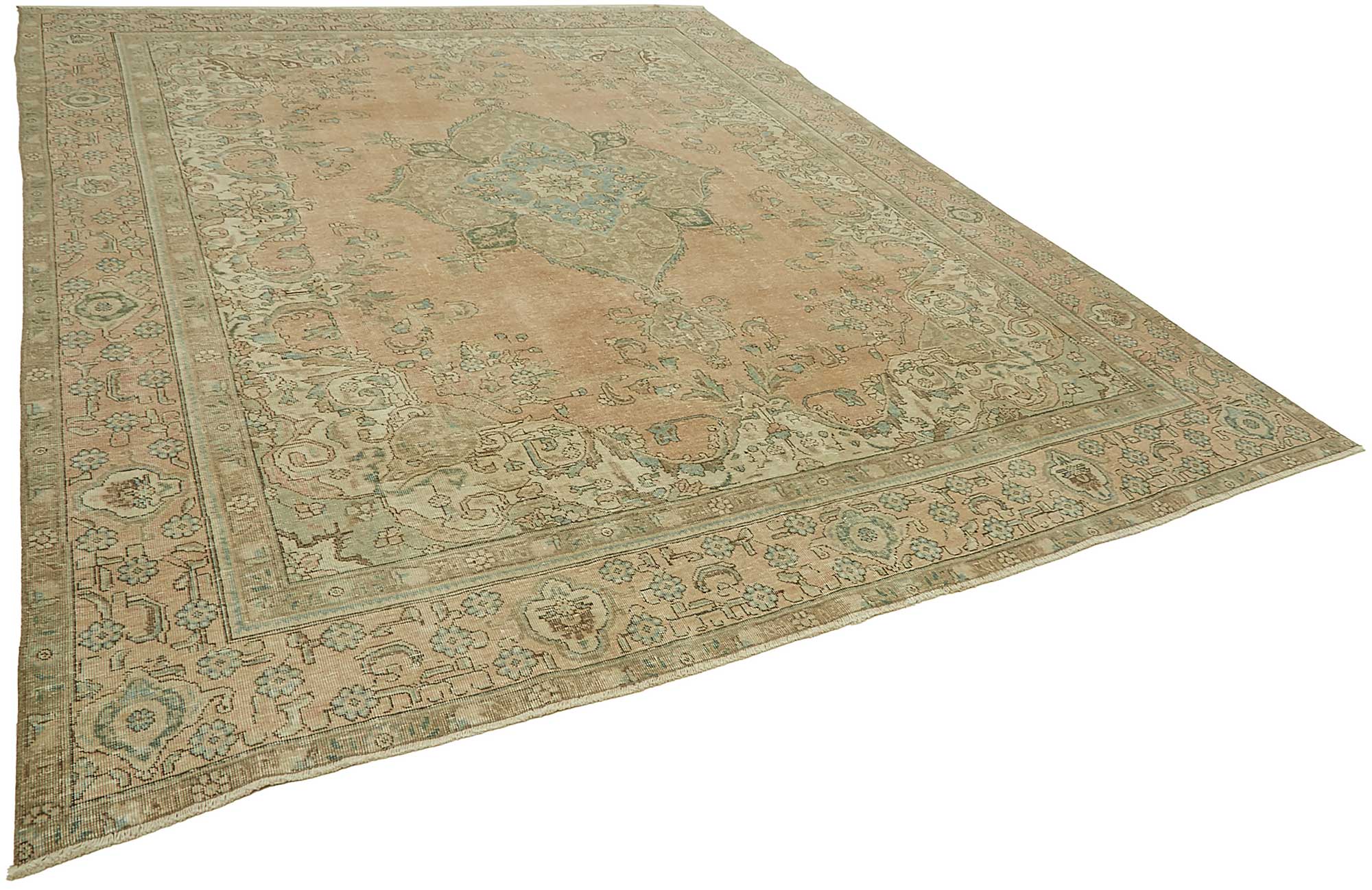 Bisque Persian — 2.88 x 3.85
