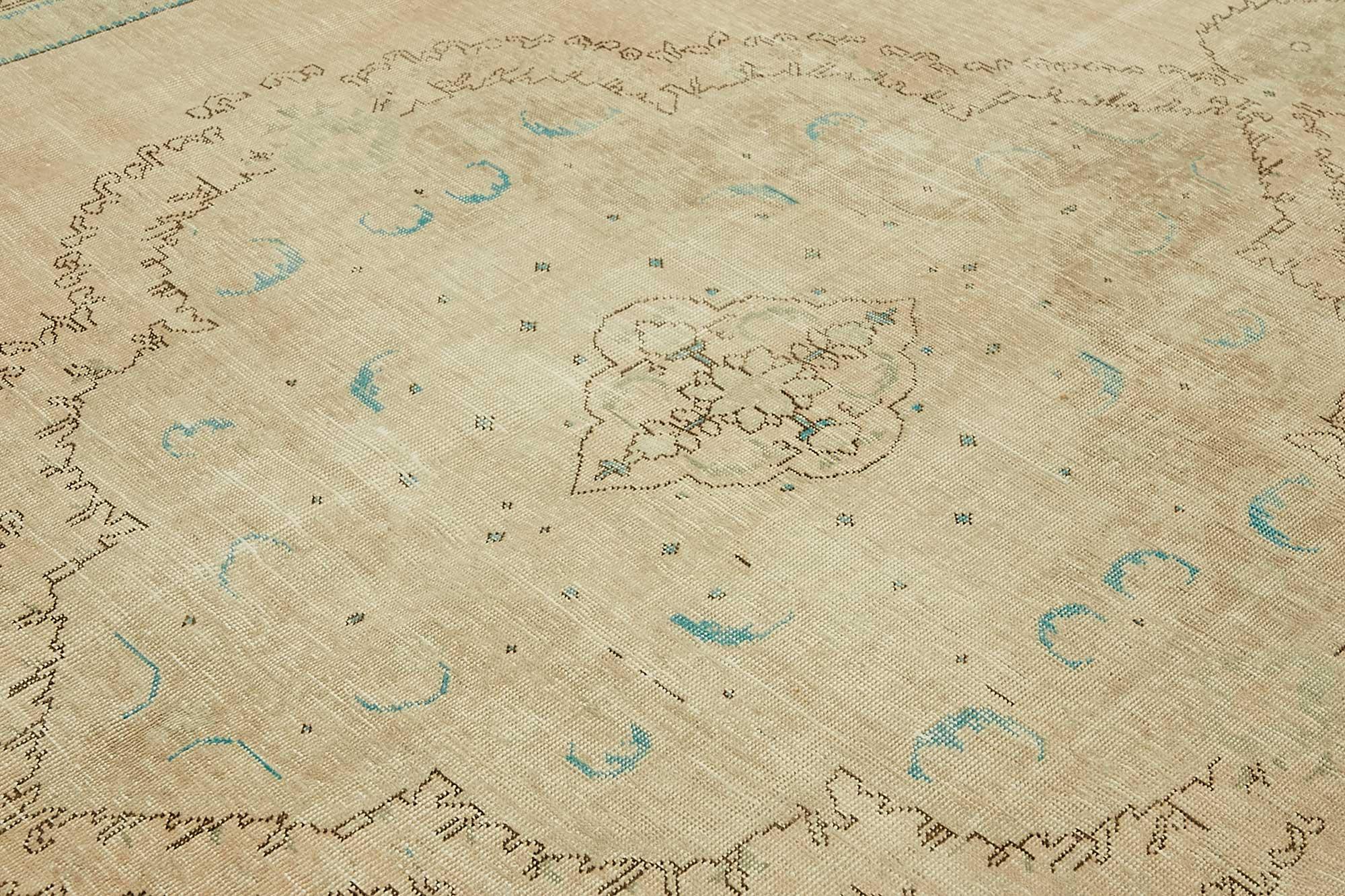 Wheat Persian — 2.90 x 3.74