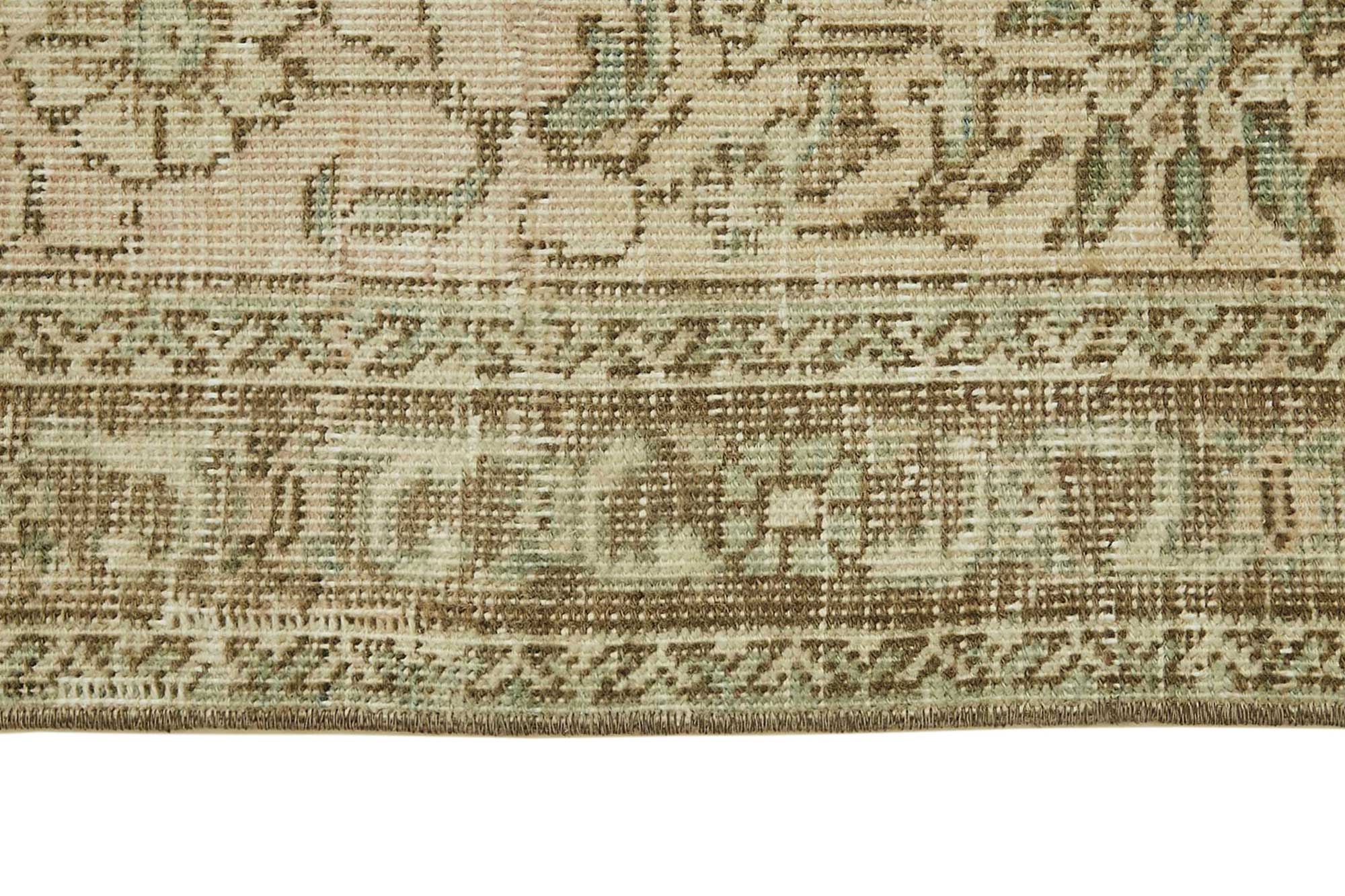 Sand Persian — 2.91 x 3.85