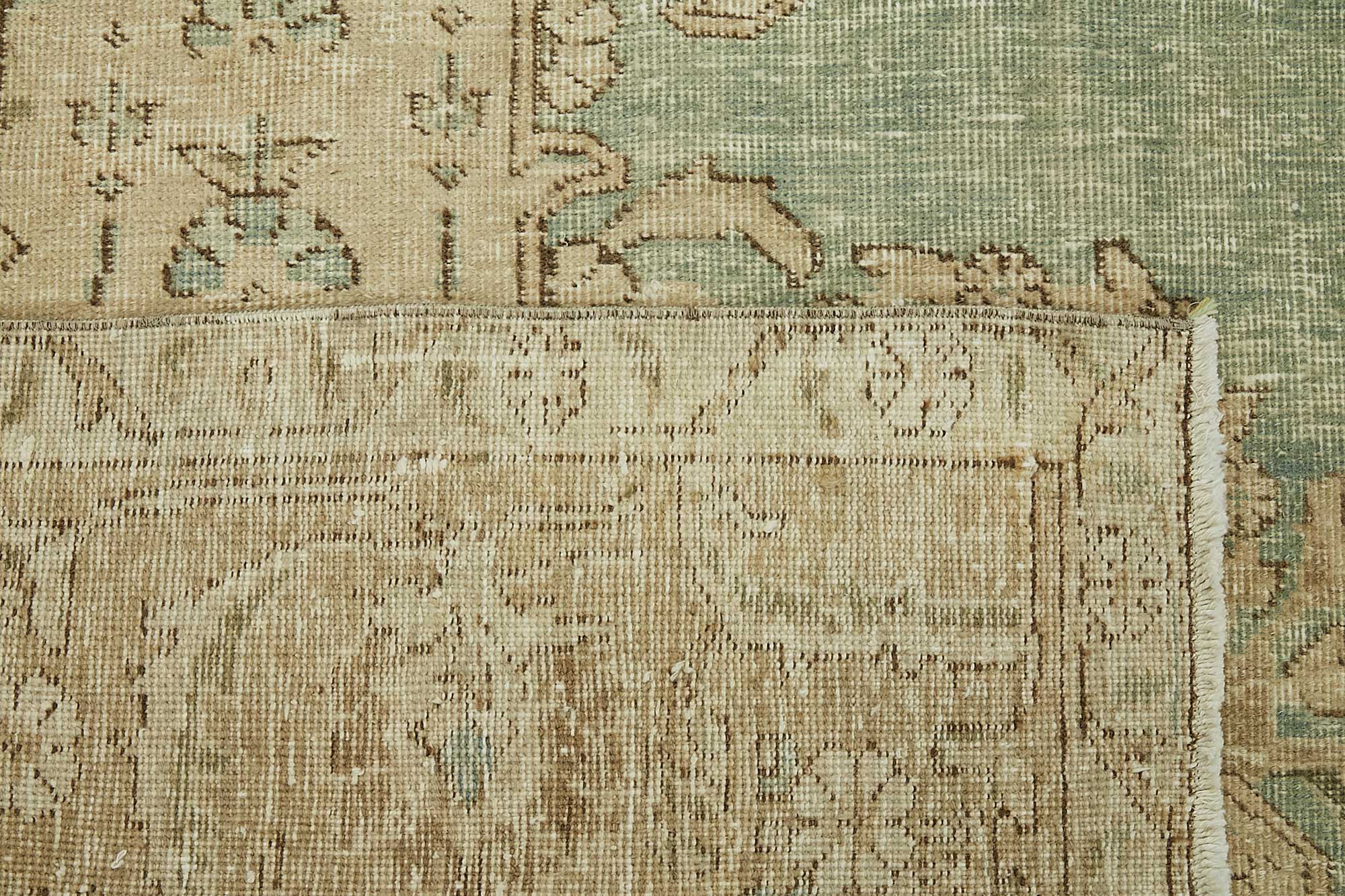 Champagne Persian — 2.94 x 3.81