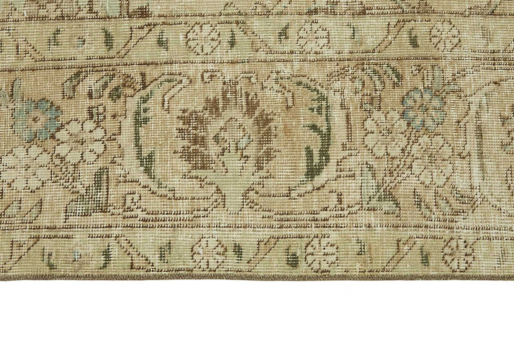 Champagne Persian — 2.94 x 3.81