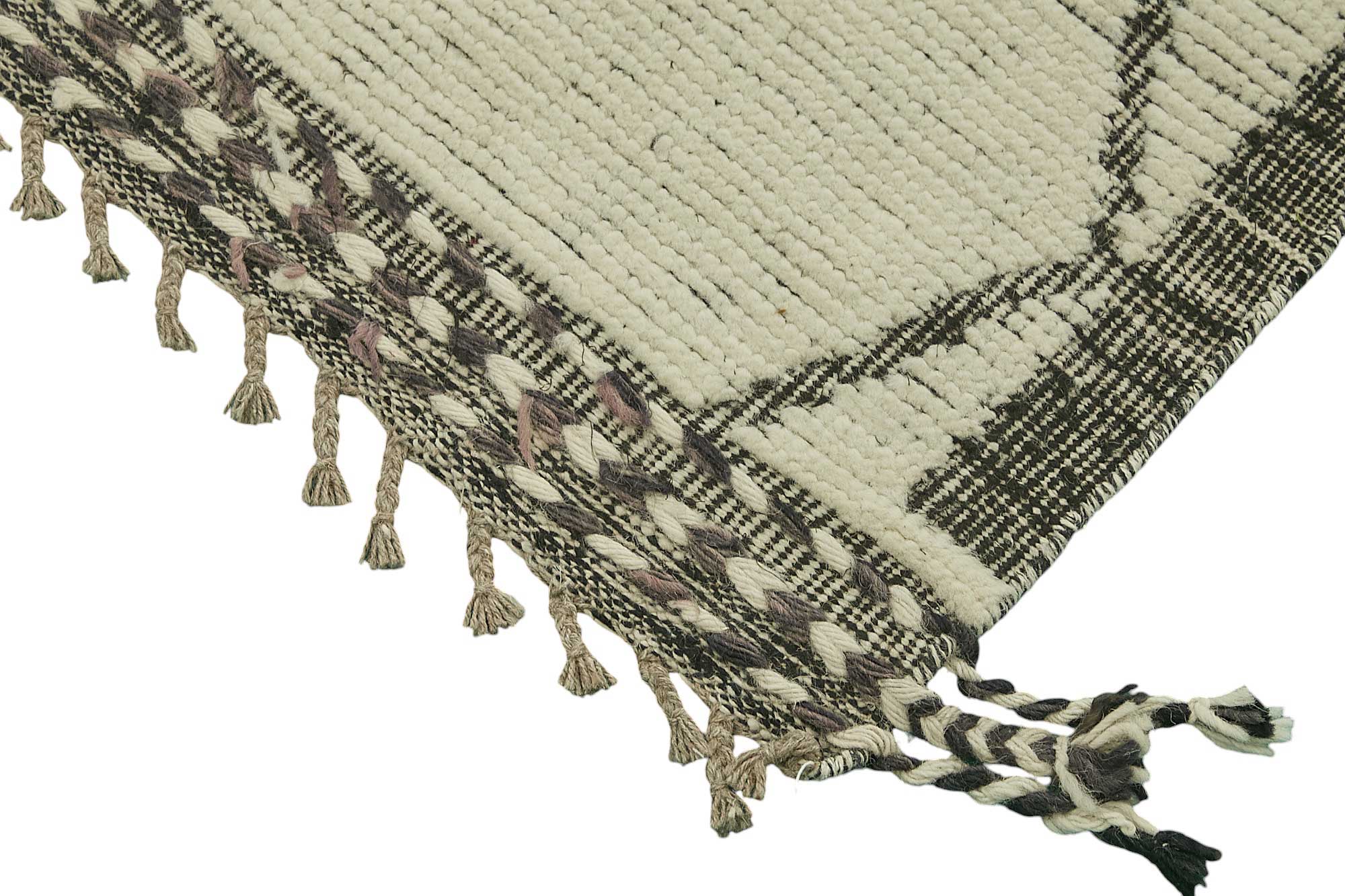 Beige Beige Almaas Atlas Rug – 2.63 x 3.81 — 2.63 x 3.81