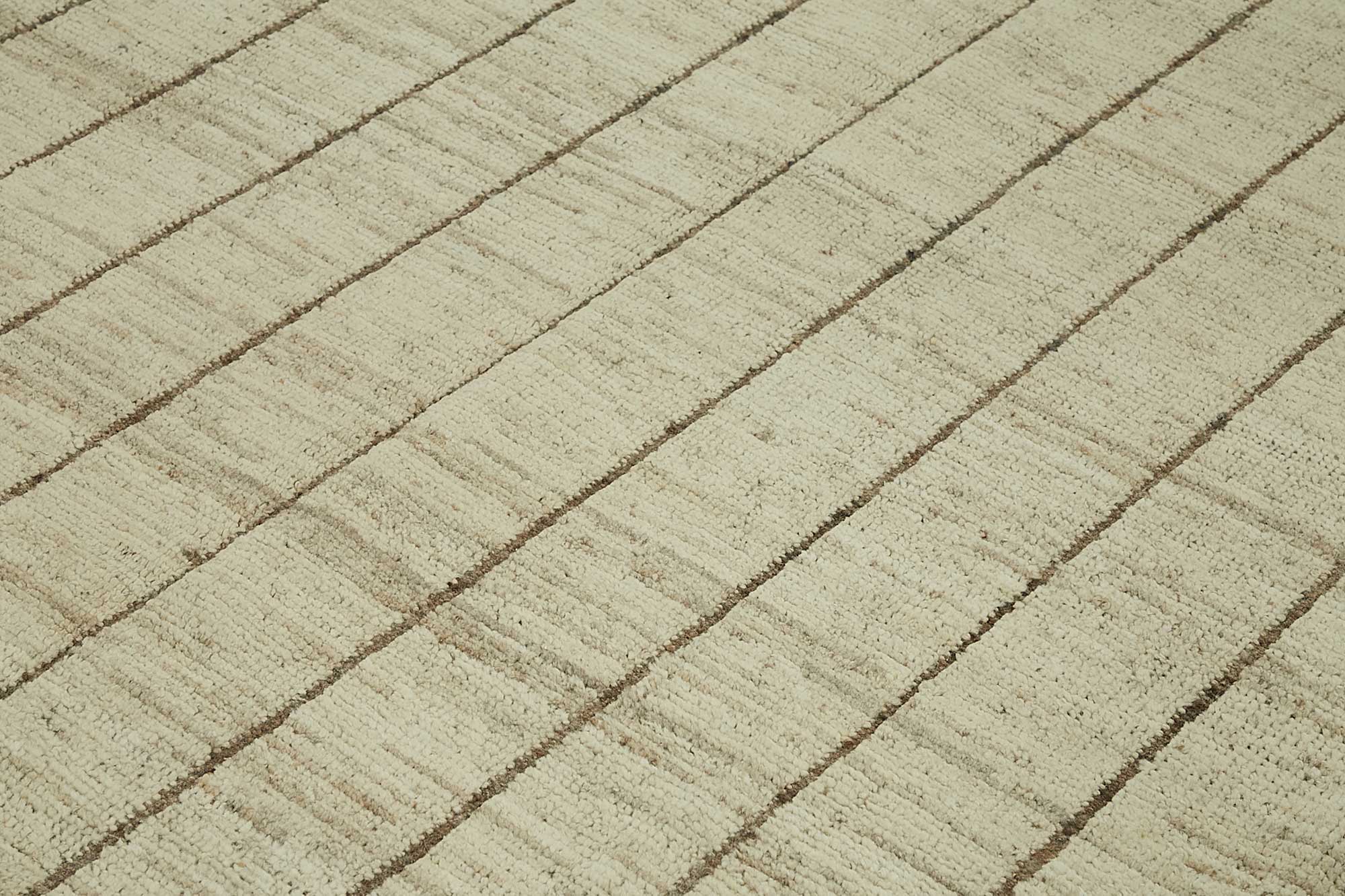 Beige Beige Namda Atlas Rug – 2.84 x 3.65 — 2.84 x 3.65