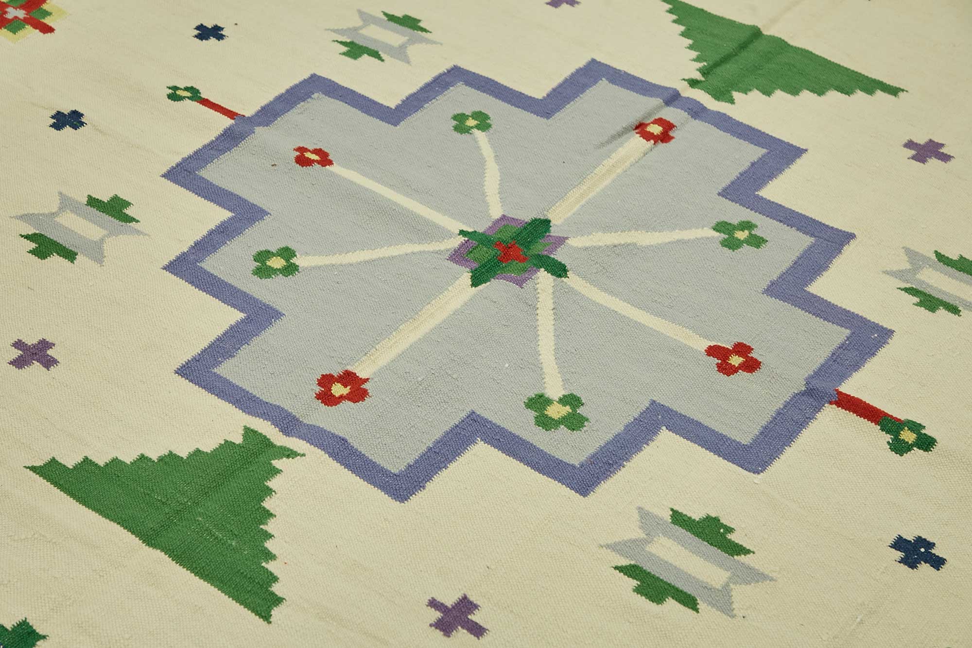 Multicolor Scandinavian — 2.40 x 2.98