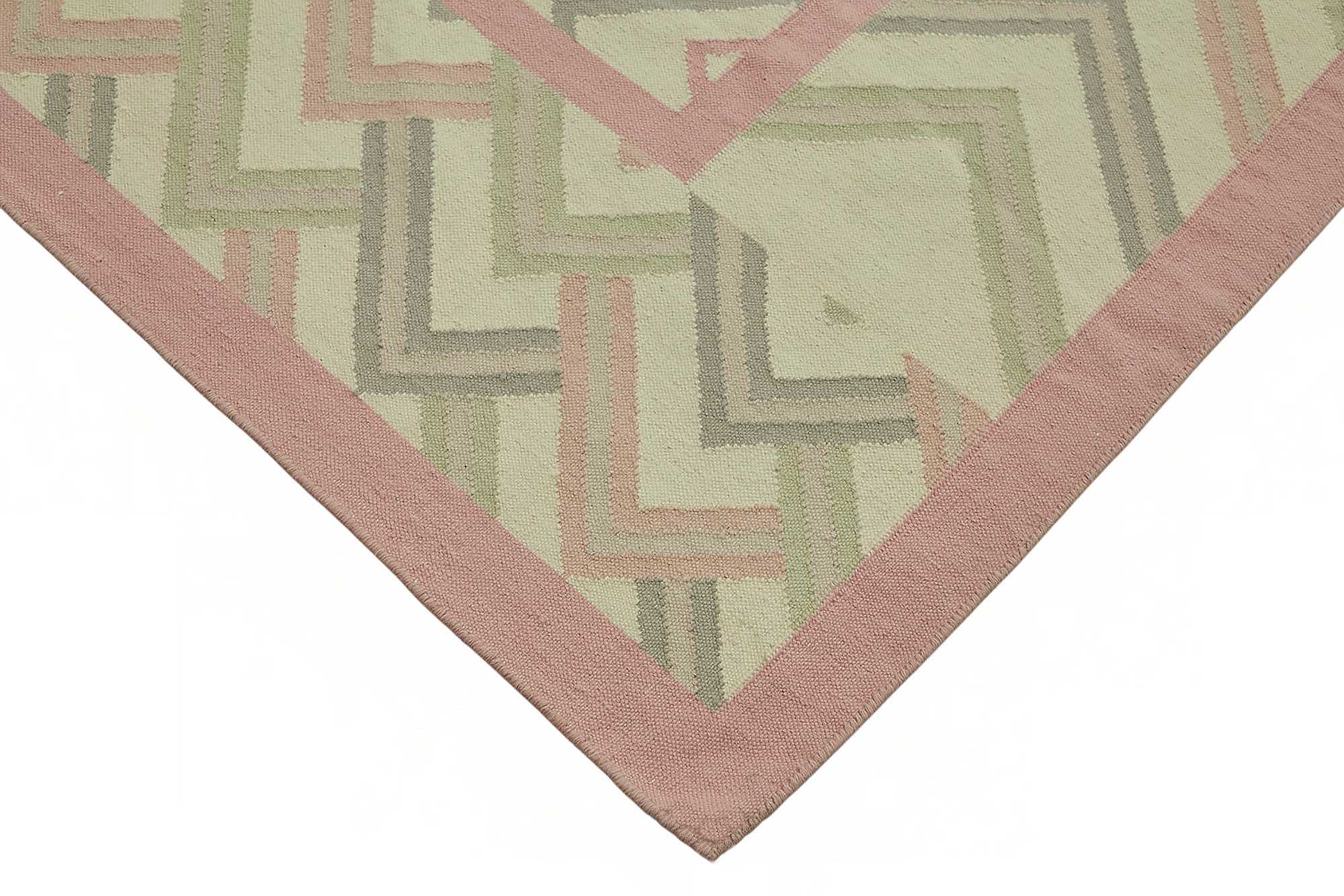 Multicolor Scandinavian — 3.02 x 4.12