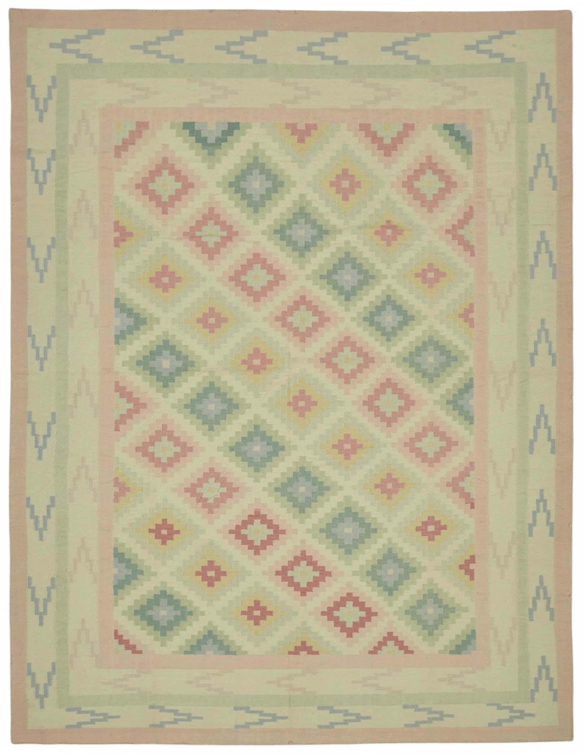 Multicolor Scandinavian — 2.56 x 3.43