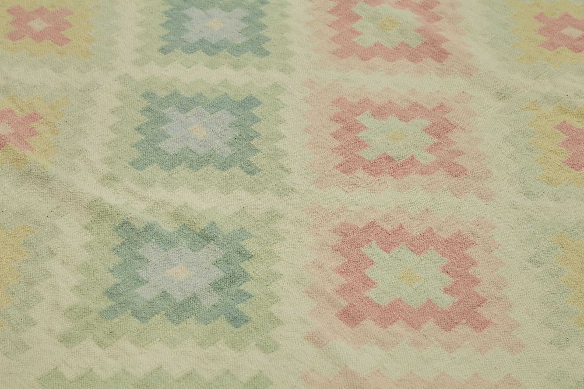 Multicolor Scandinavian — 2.56 x 3.43