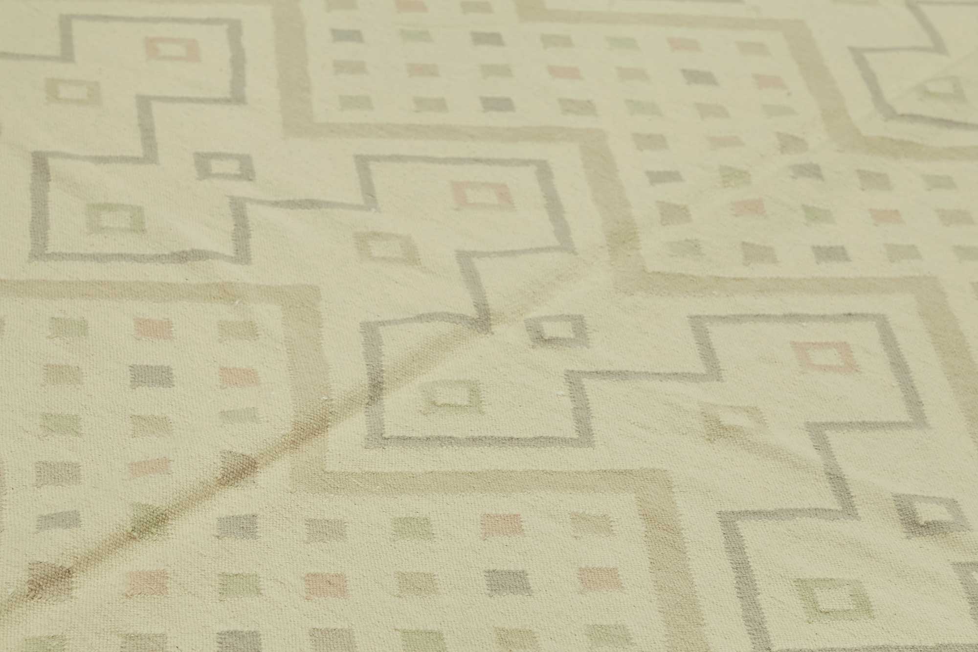 Beige Scandinavian — 3.08 x 4.10