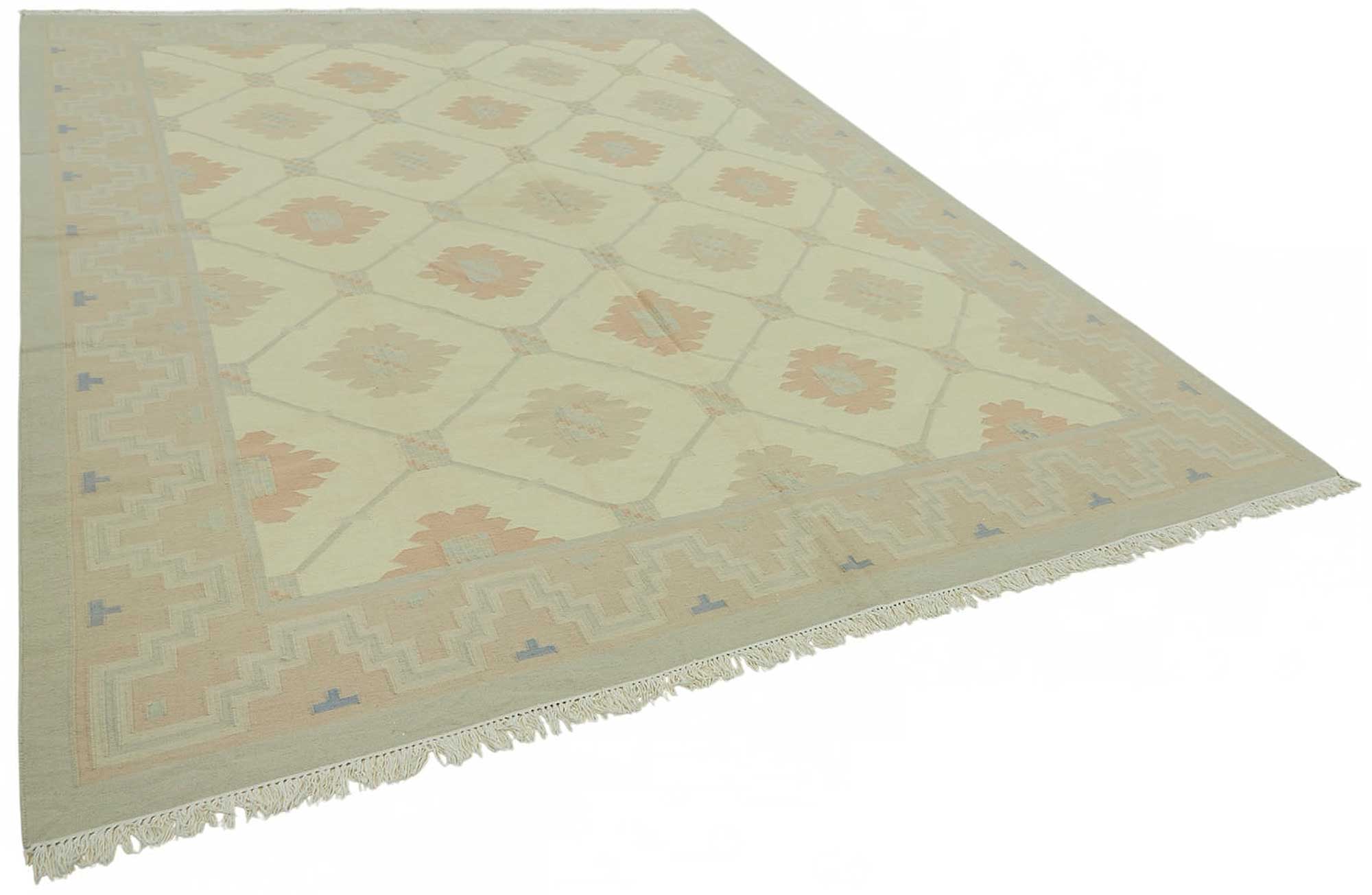 Beige Scandinavian — 2.71 x 3.61