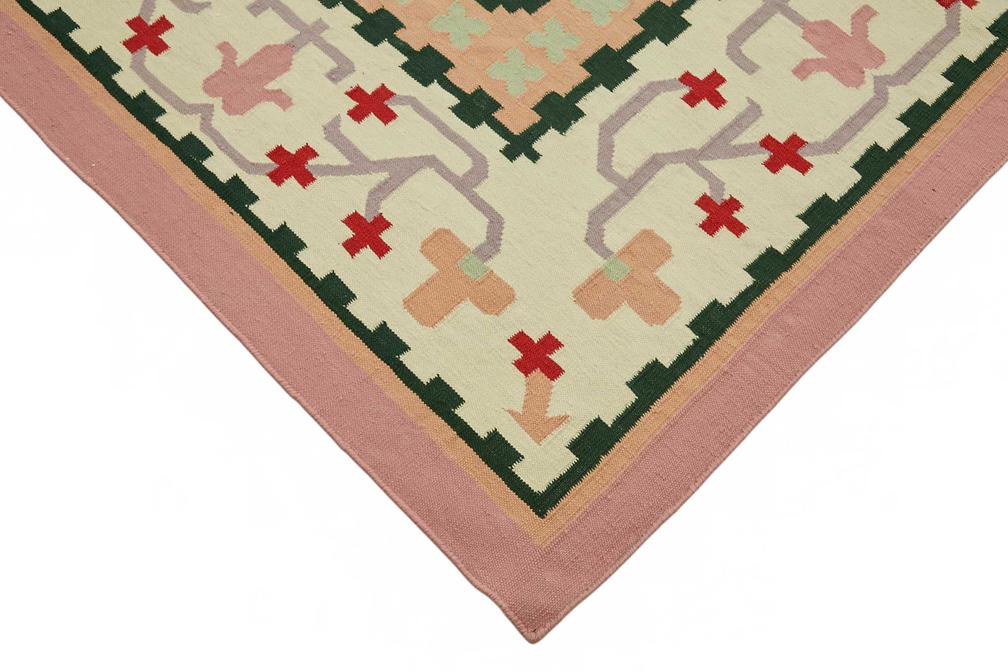 Beige Scandinavian — 3.05 x 4.27