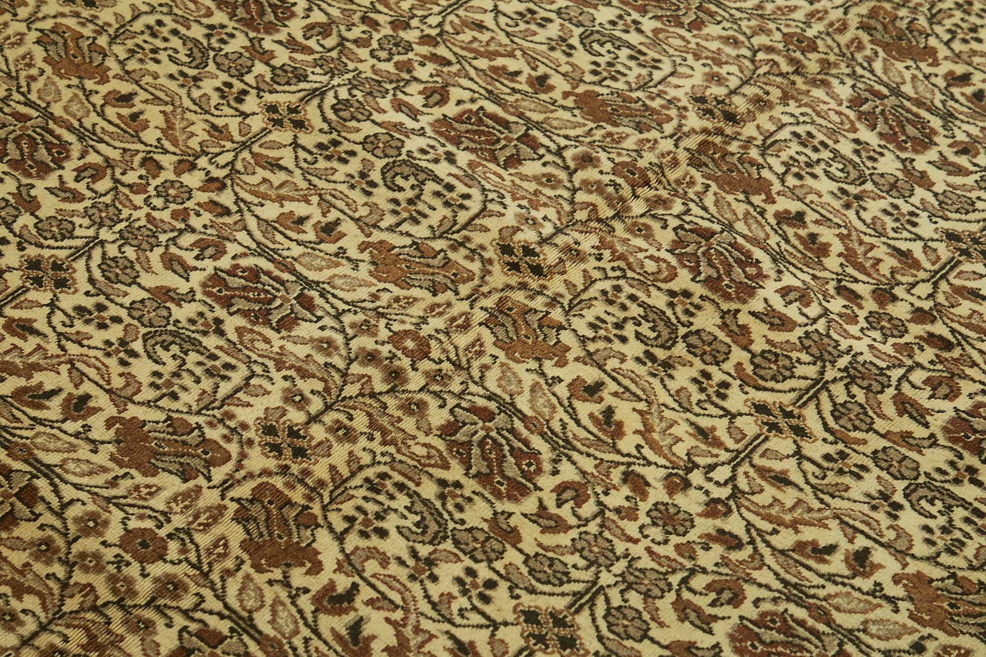 Alabaster Kayseri — 1.97 x 2.82