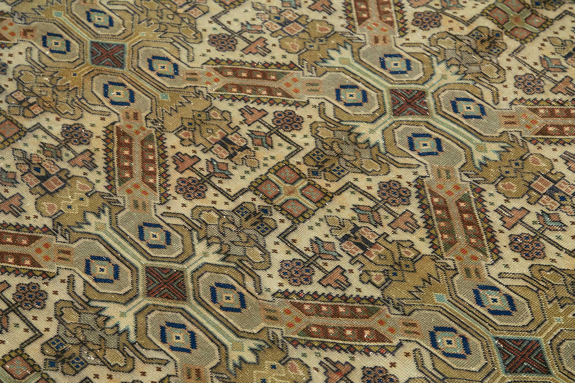 Bisque Kayseri — 1.96 x 2.90