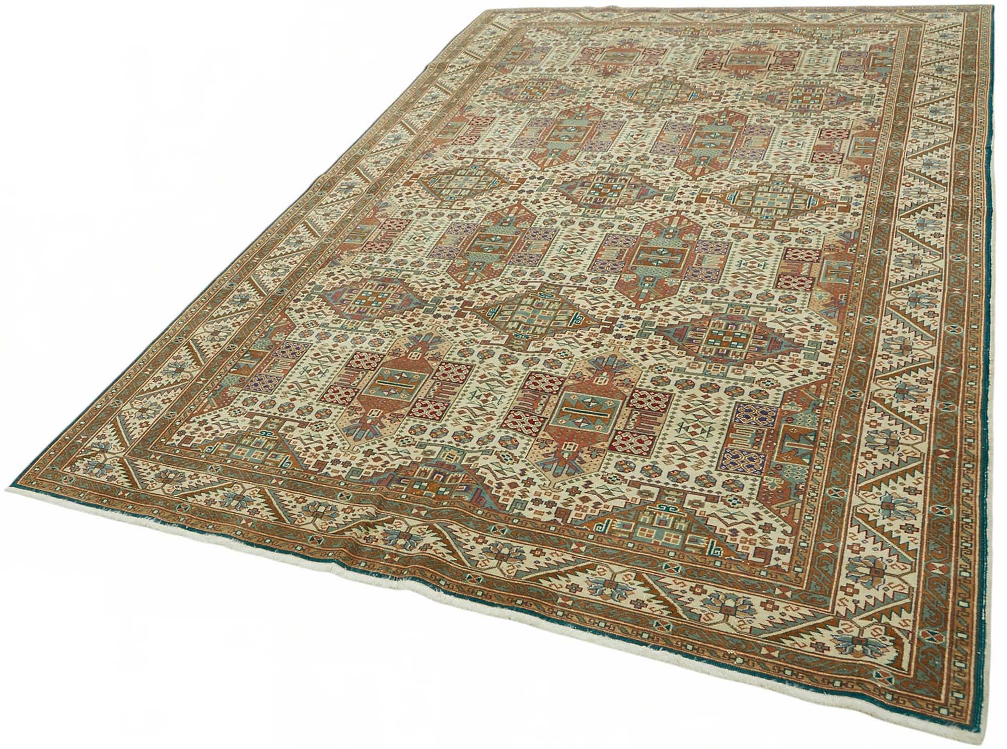 Ivory Kayseri — 1.95 x 2.90
