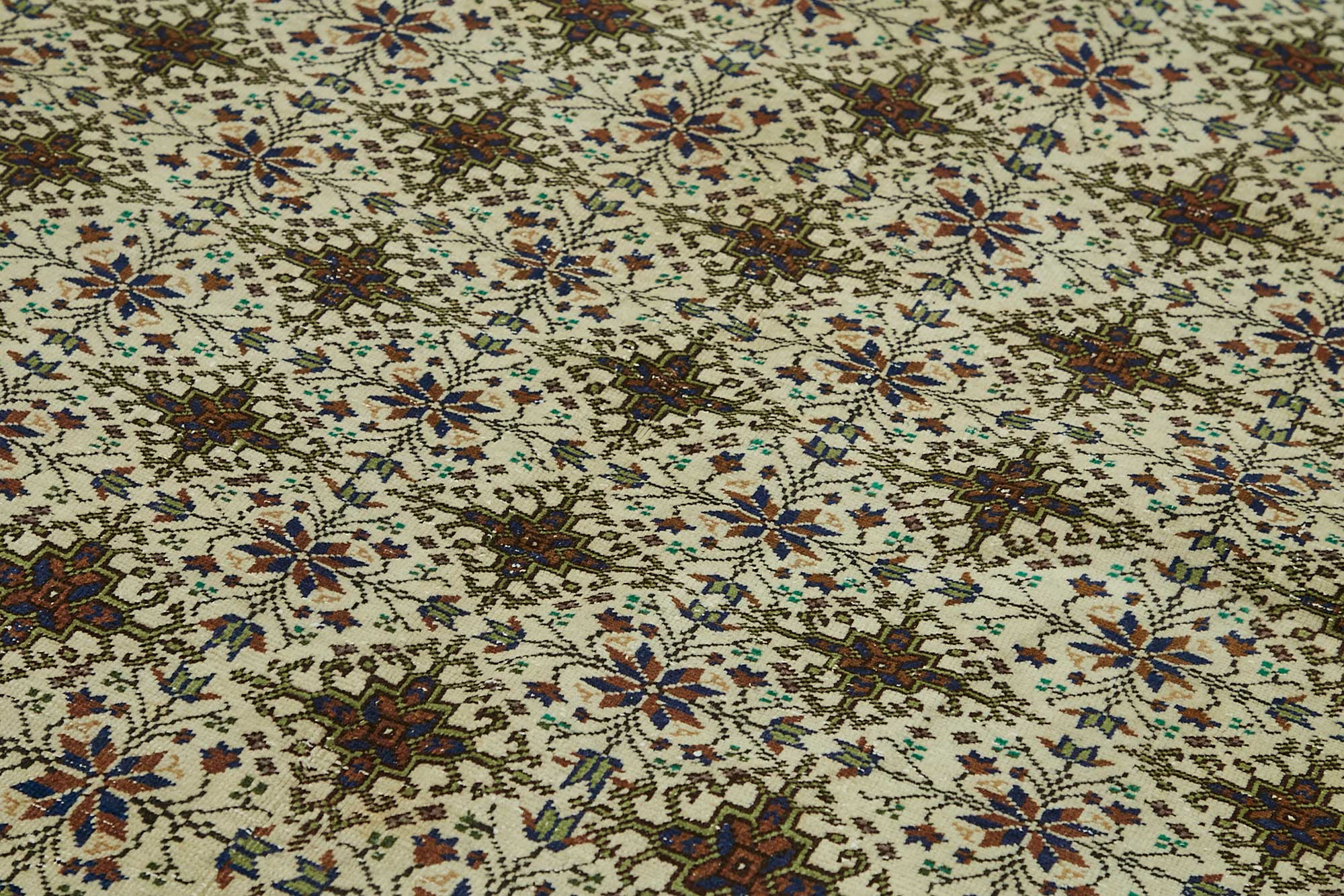 Champagne Kayseri — 1.96 x 2.91