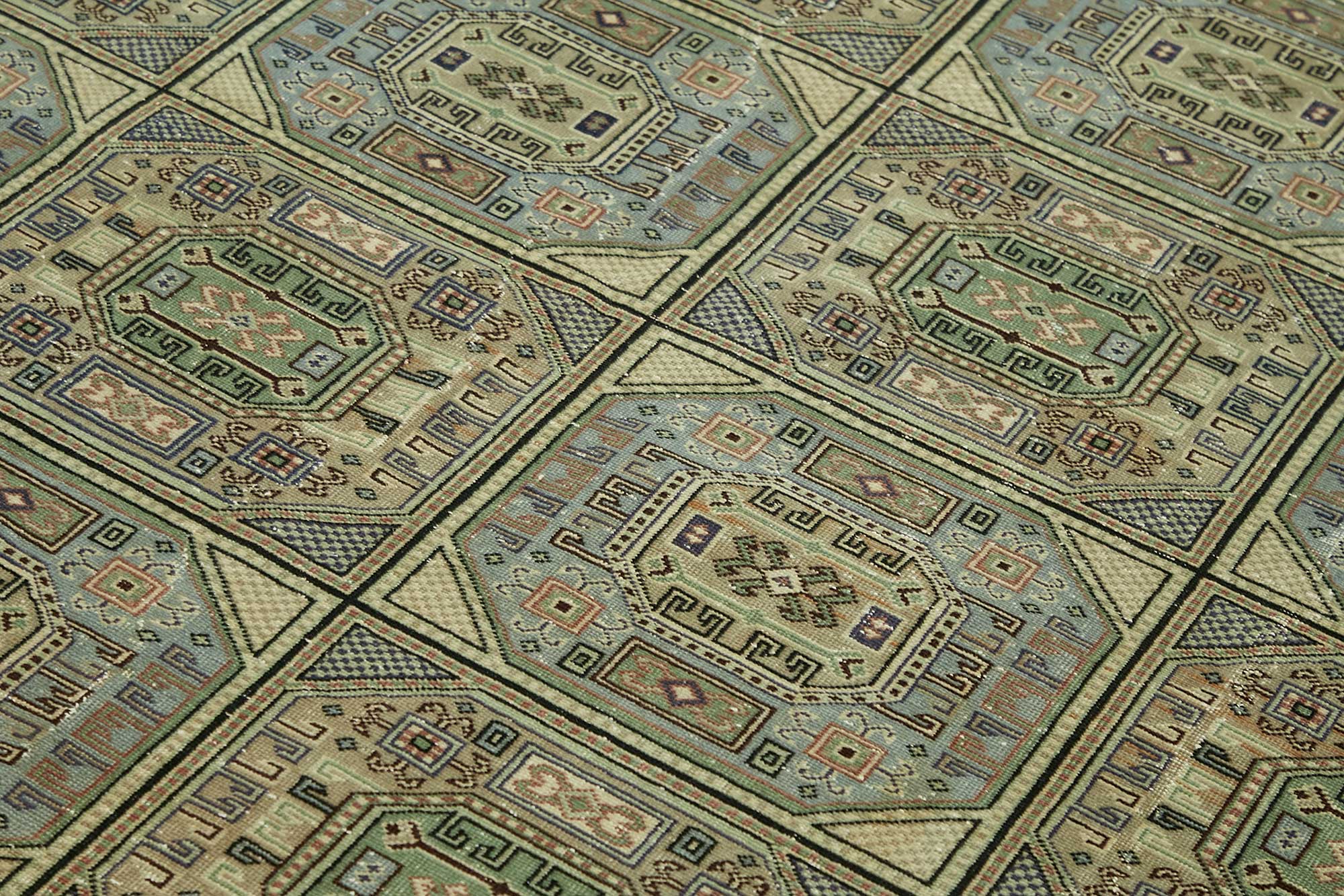 Ivory Kayseri — 2.00 x 2.92